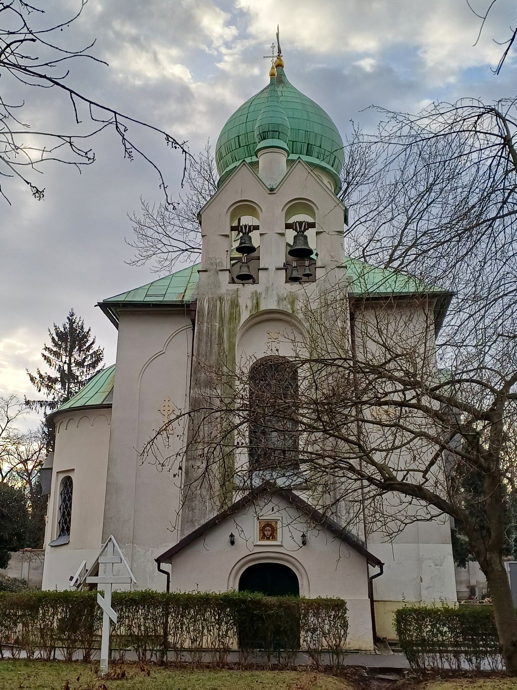 37f8.jpeg?fl=rot,270,0%7Cres,2200,2200,1