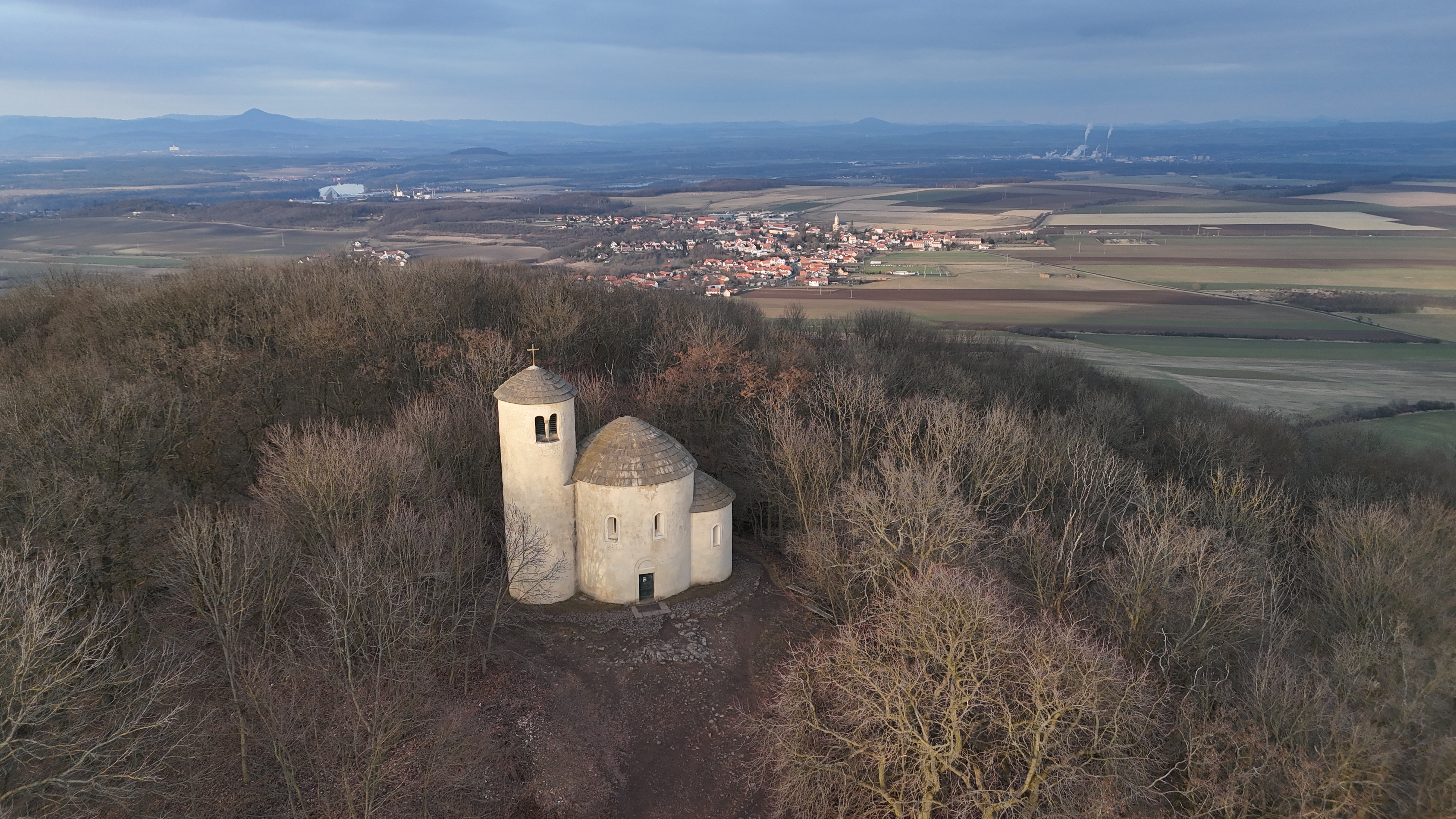 Rotunda sv. Jiří a sv. Vojtěcha foto 3
