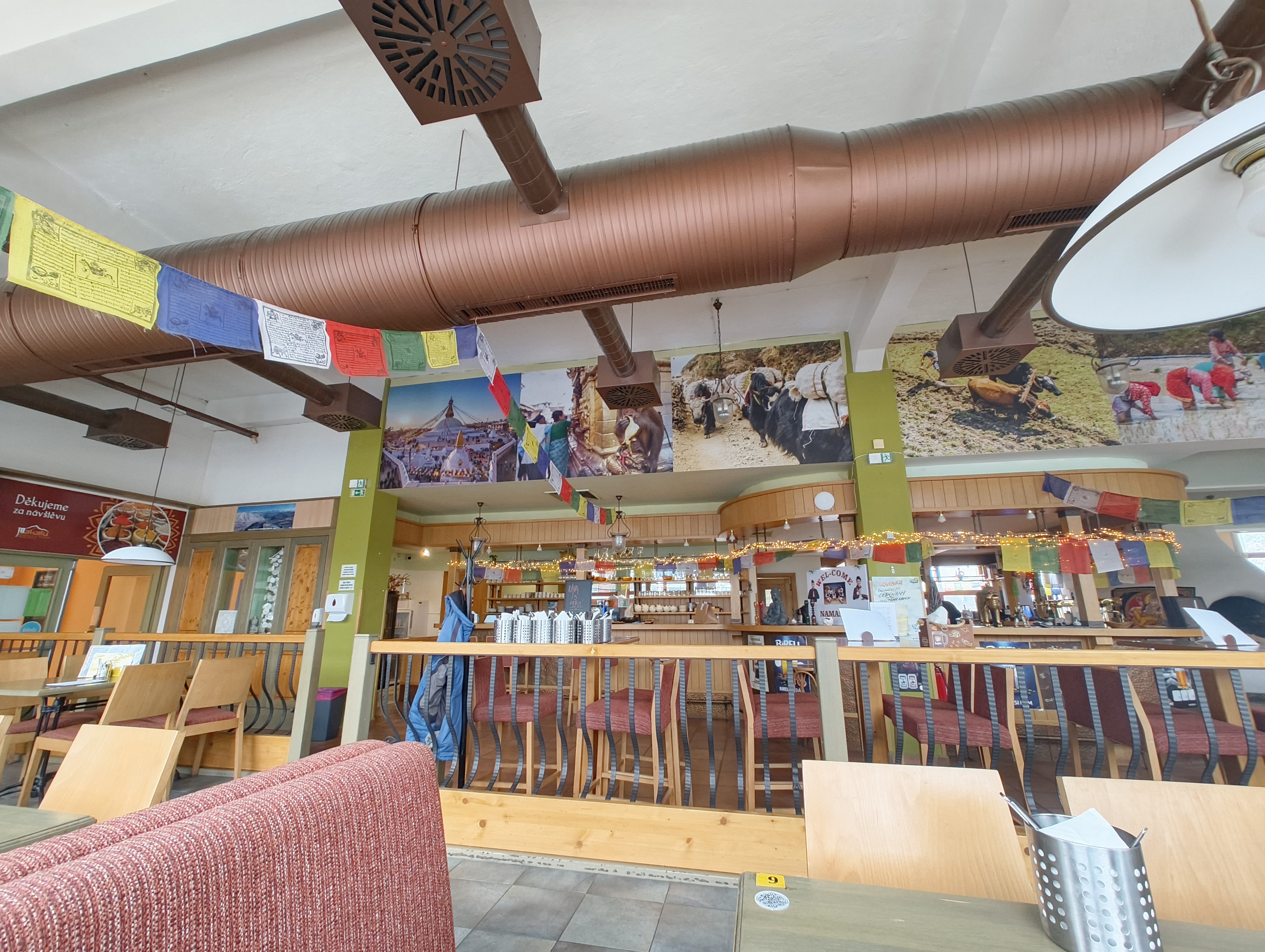 Nepálská a indická restaurace Makalu foto 3