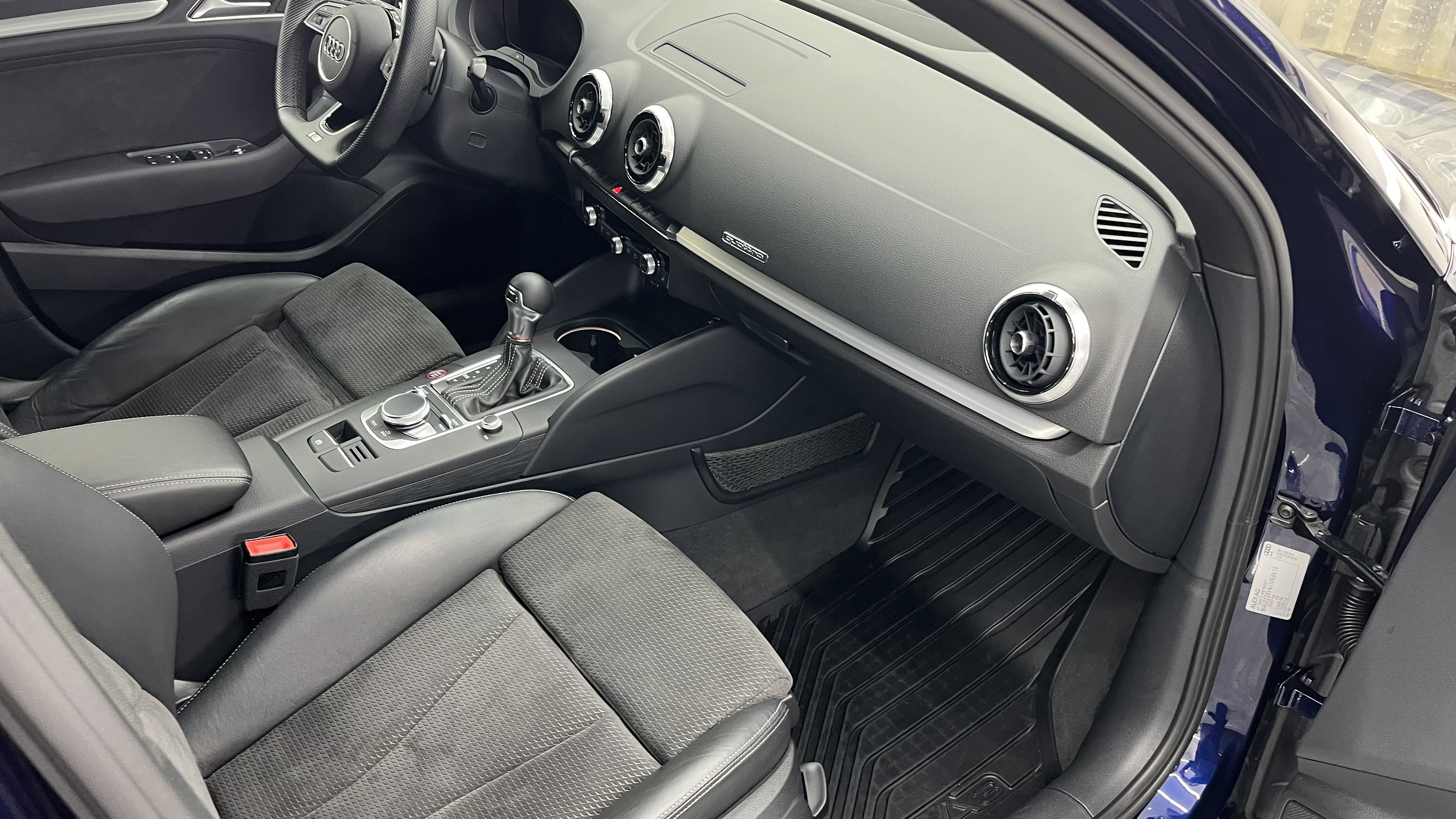 Voňavka detailing foto 5