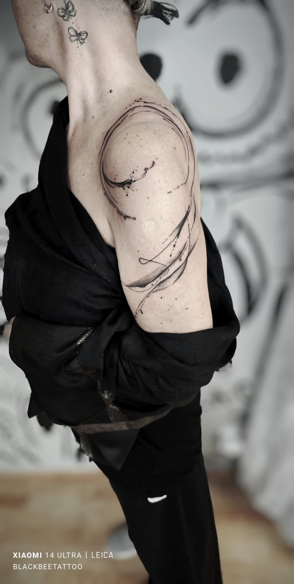 BlackBee Tattoo foto 5