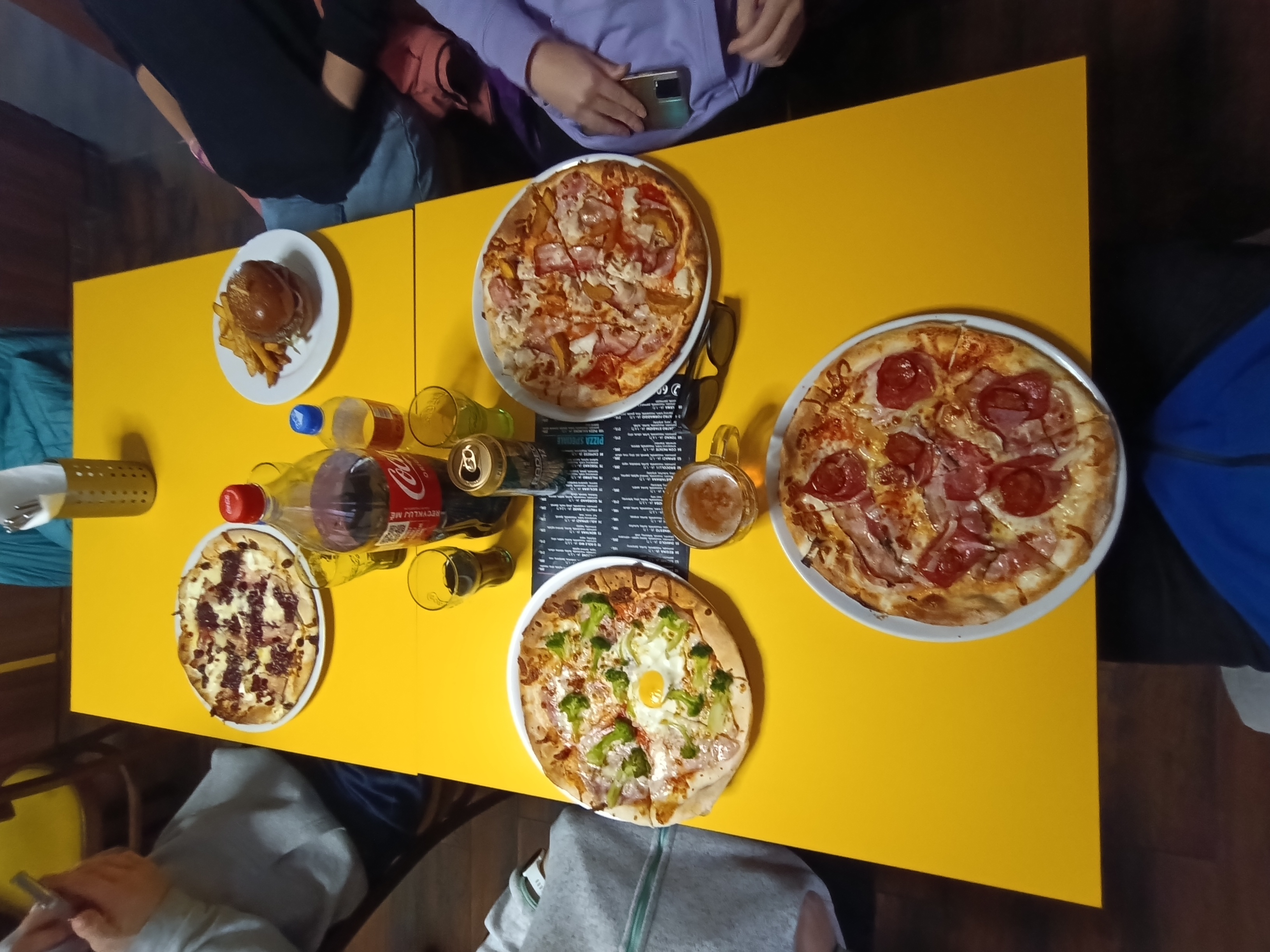 Pizza servis foto 3