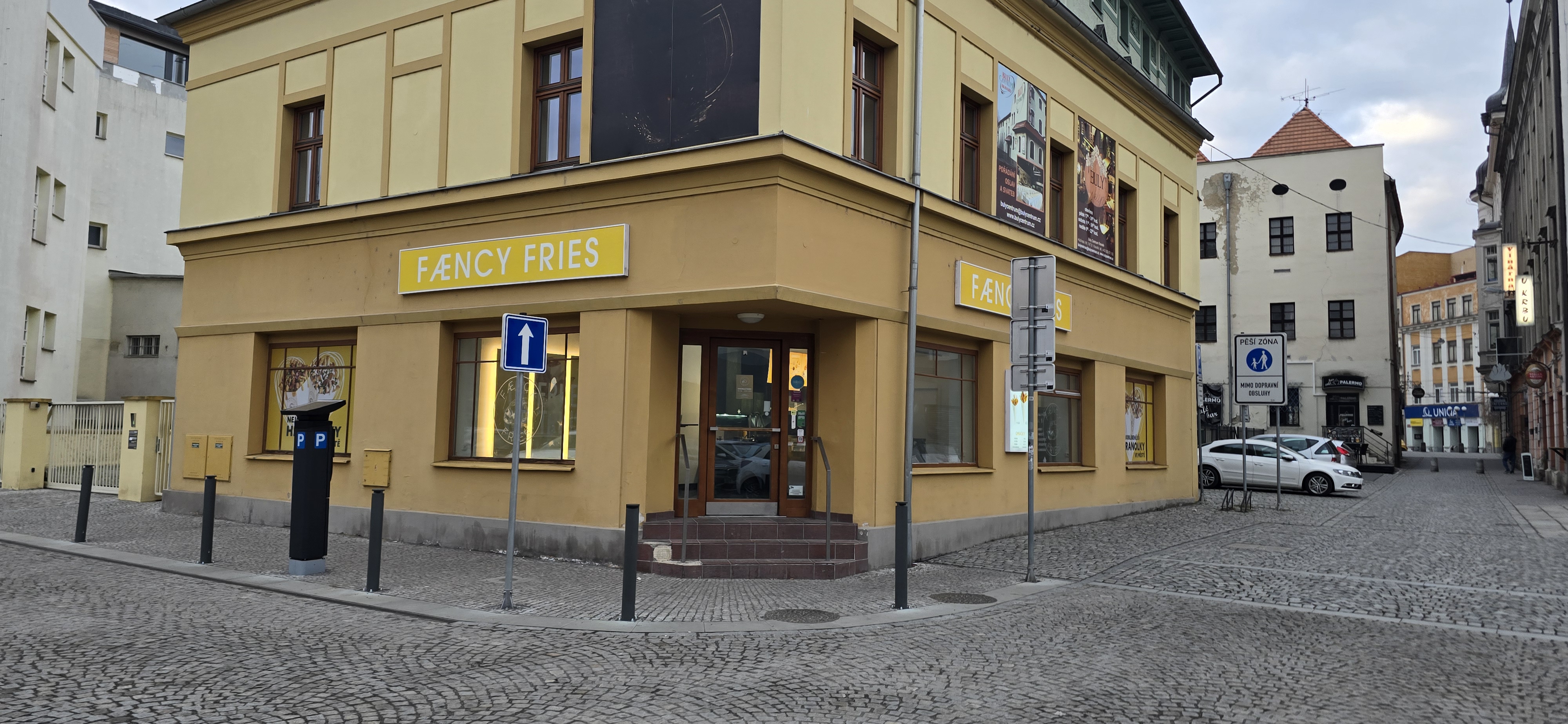 Faency Fries foto 2
