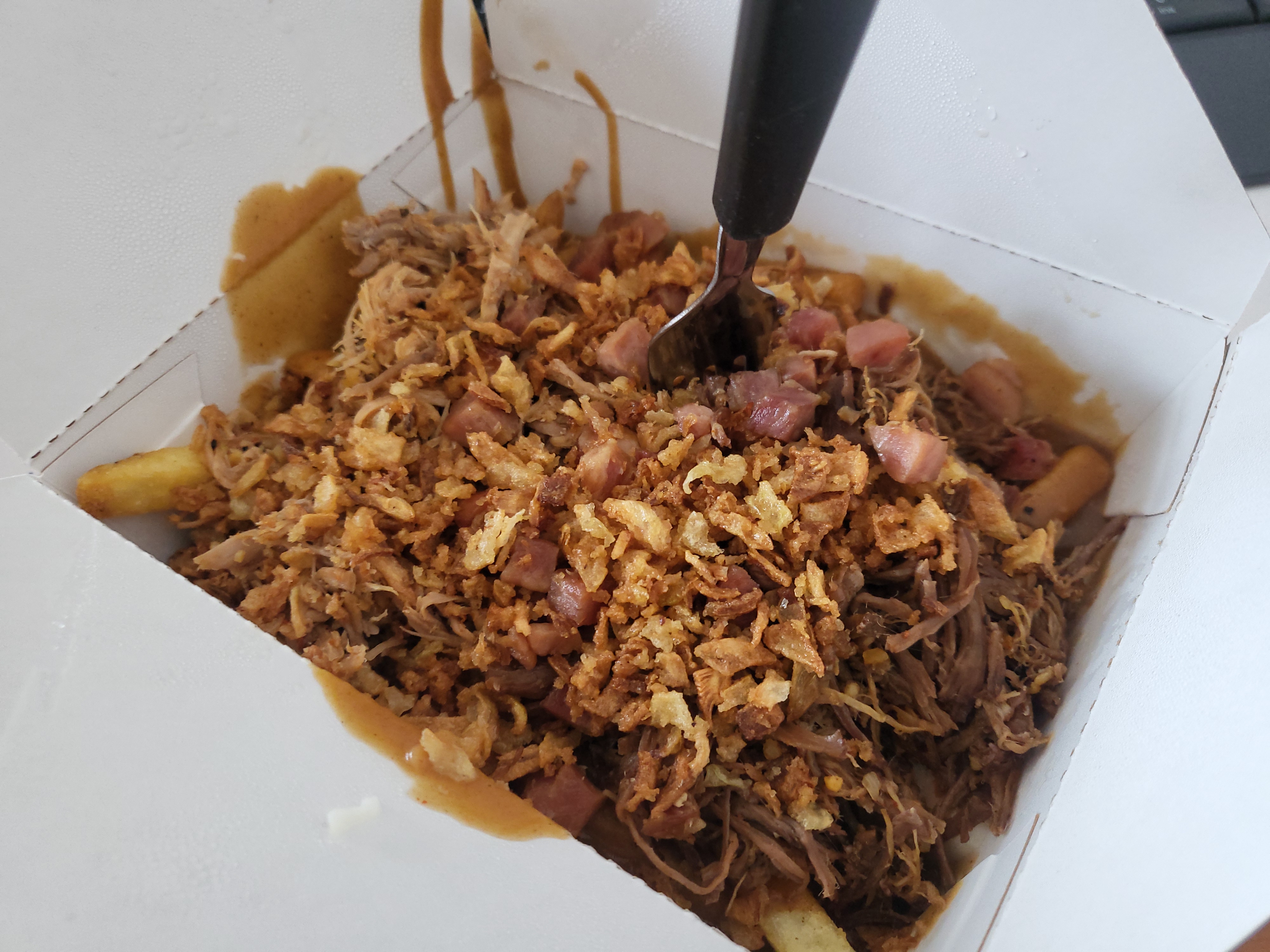Garage - Poutine foto 6
