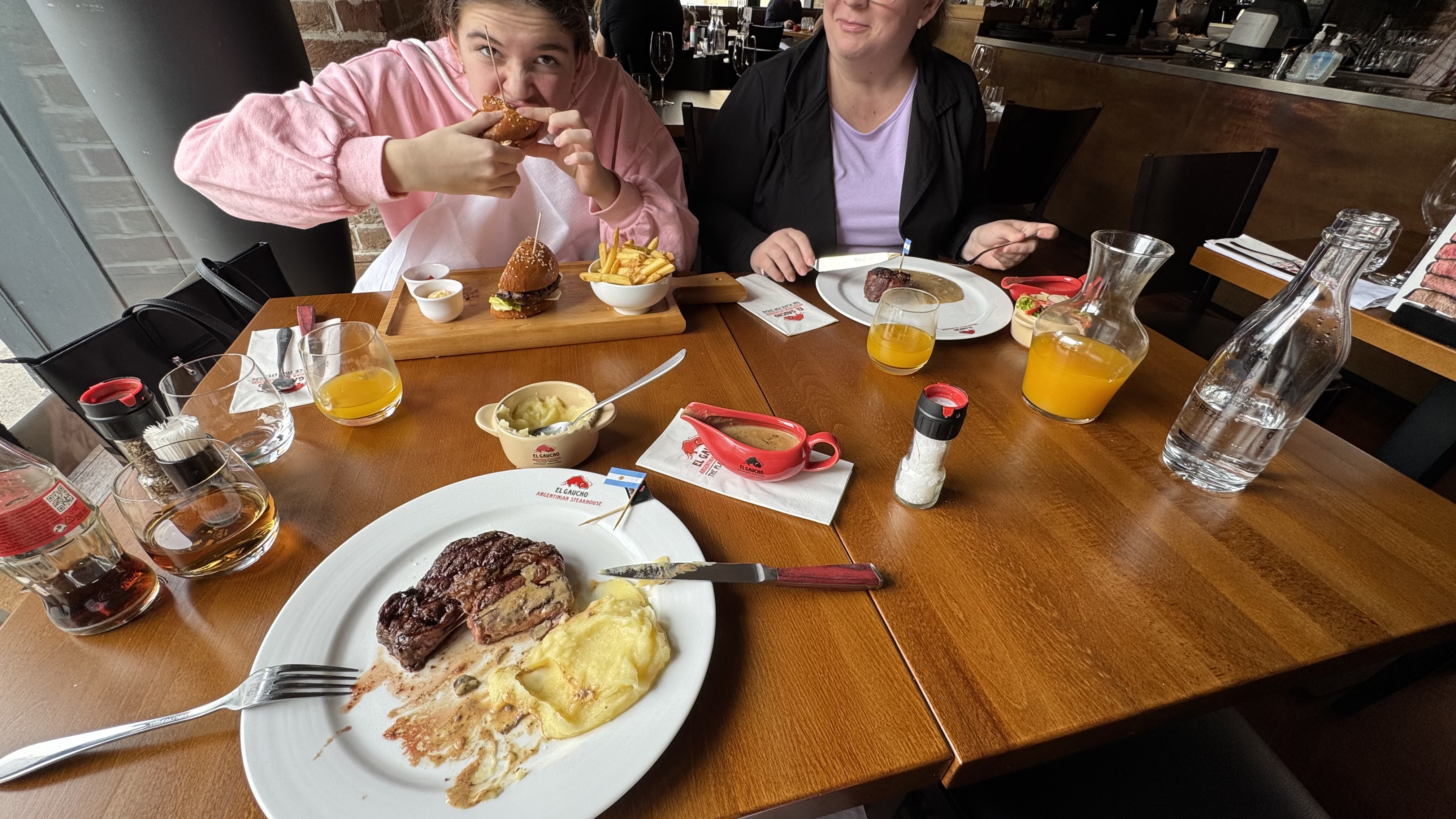 El Gaucho Argentinian Steakhouse foto 1