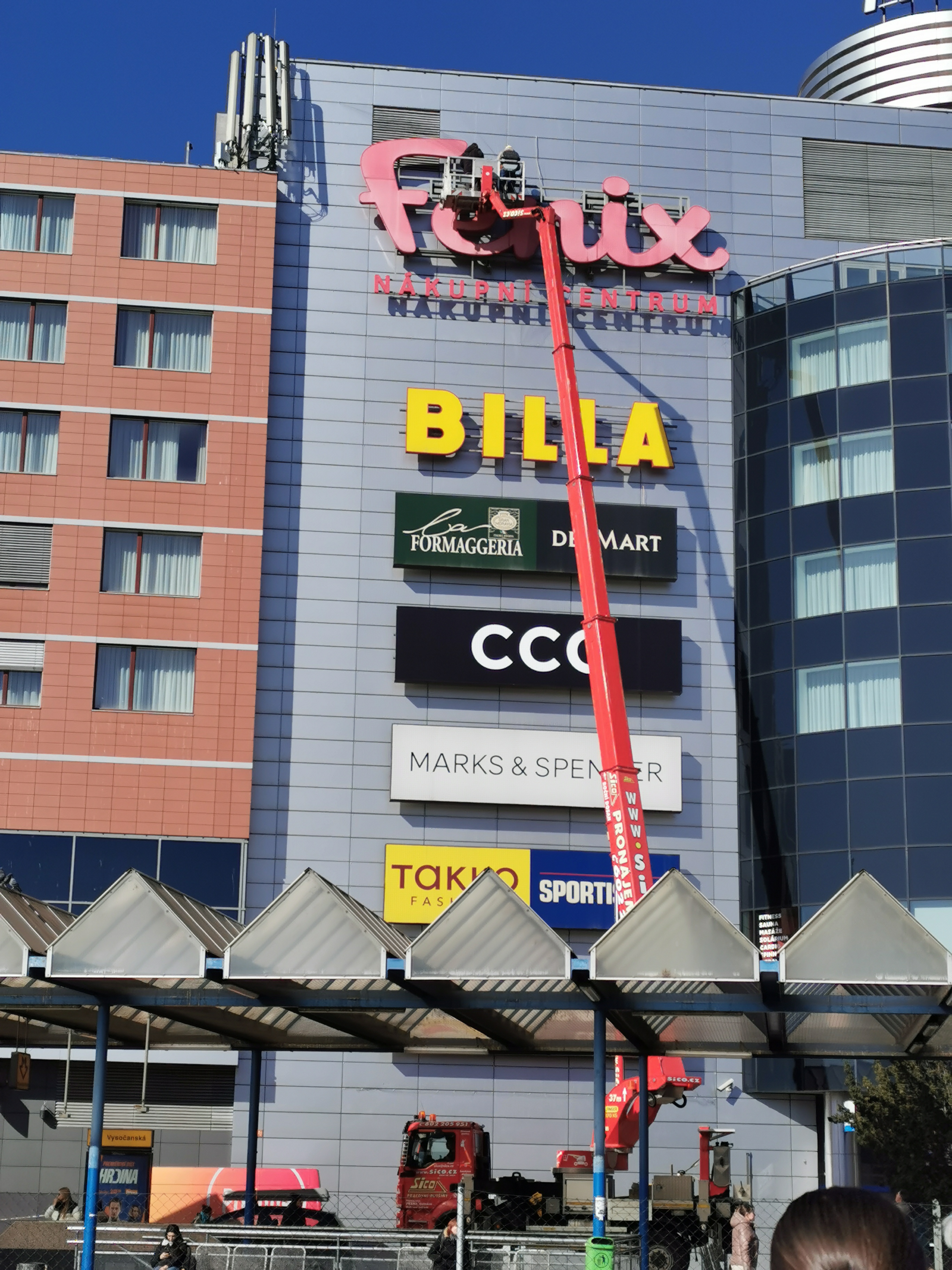 Nákupní Centrum Fénix Vysočanská foto 6