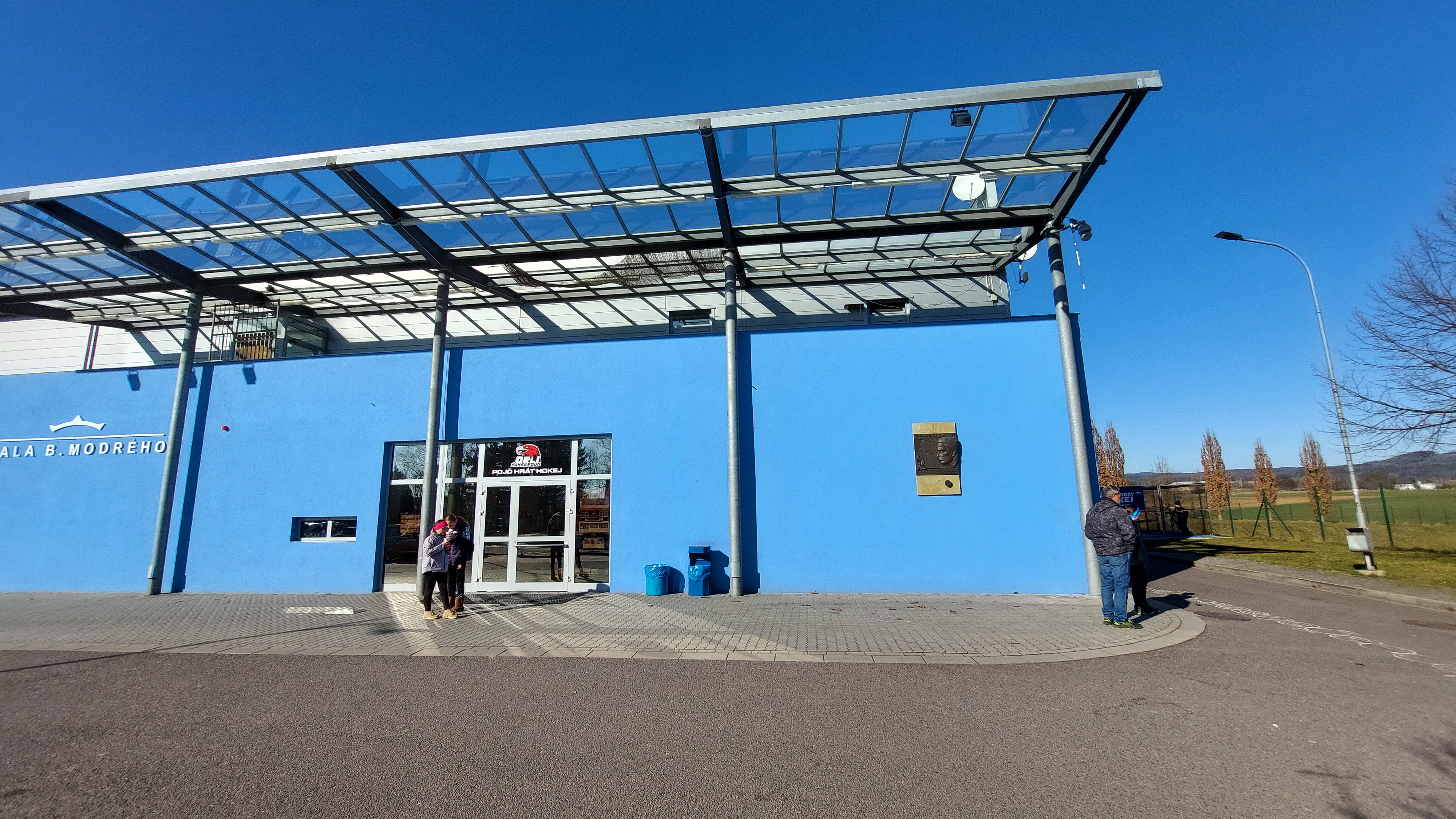 Sportovní hala B. Modrého foto 2