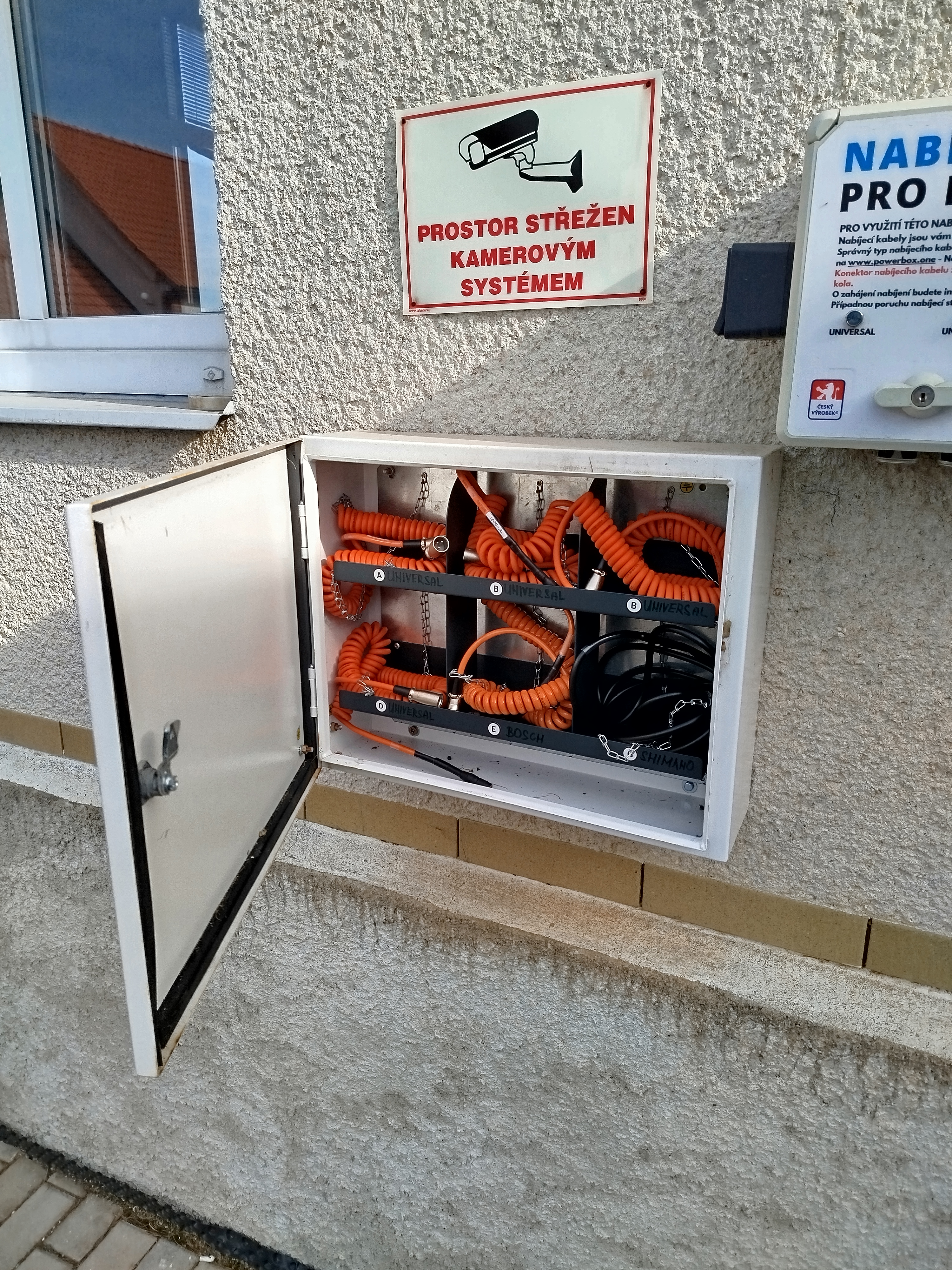 Nabíjecí stanice elektrokol Žákava foto 3