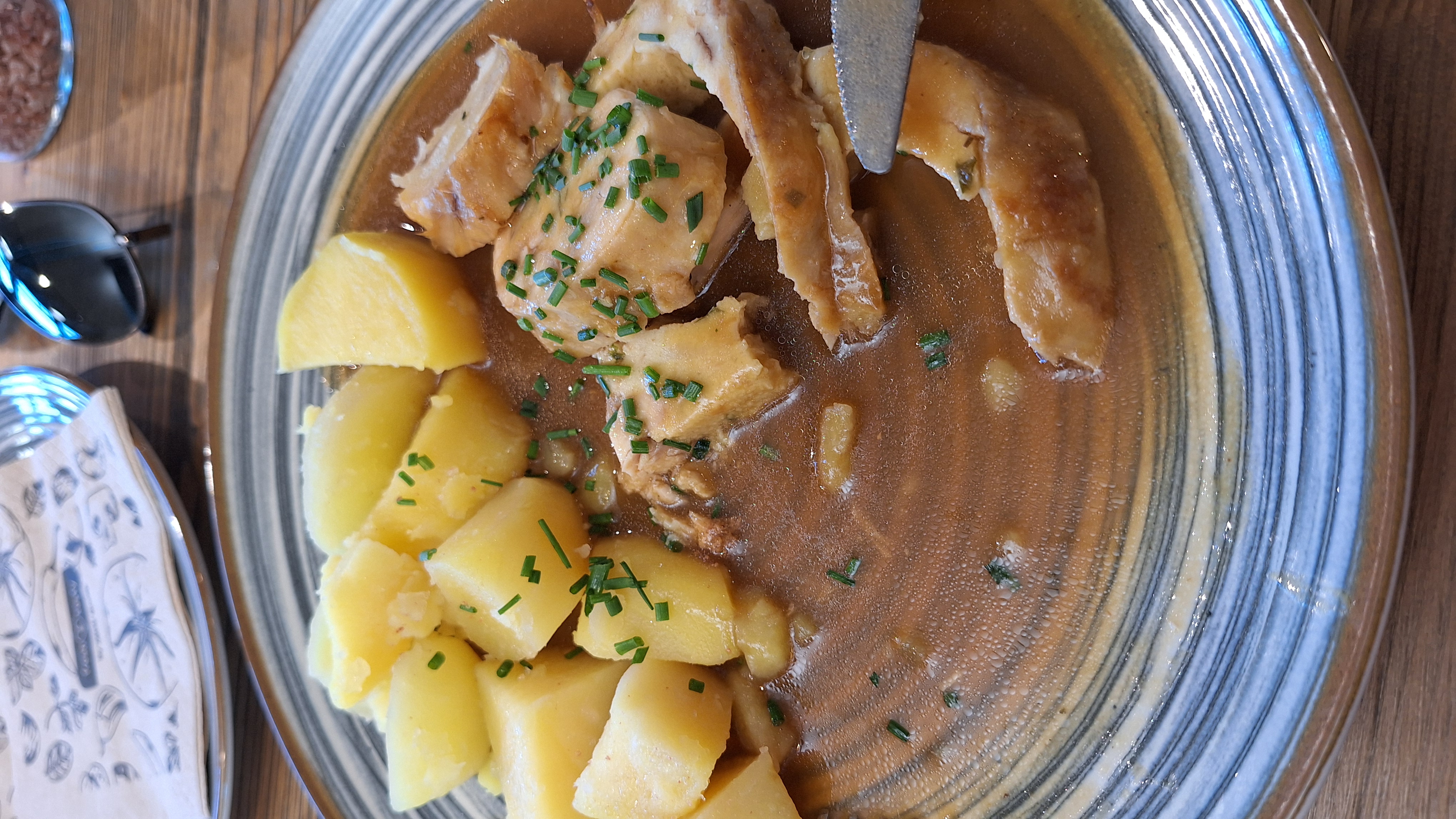 Mercedes forum bar and café foto 2