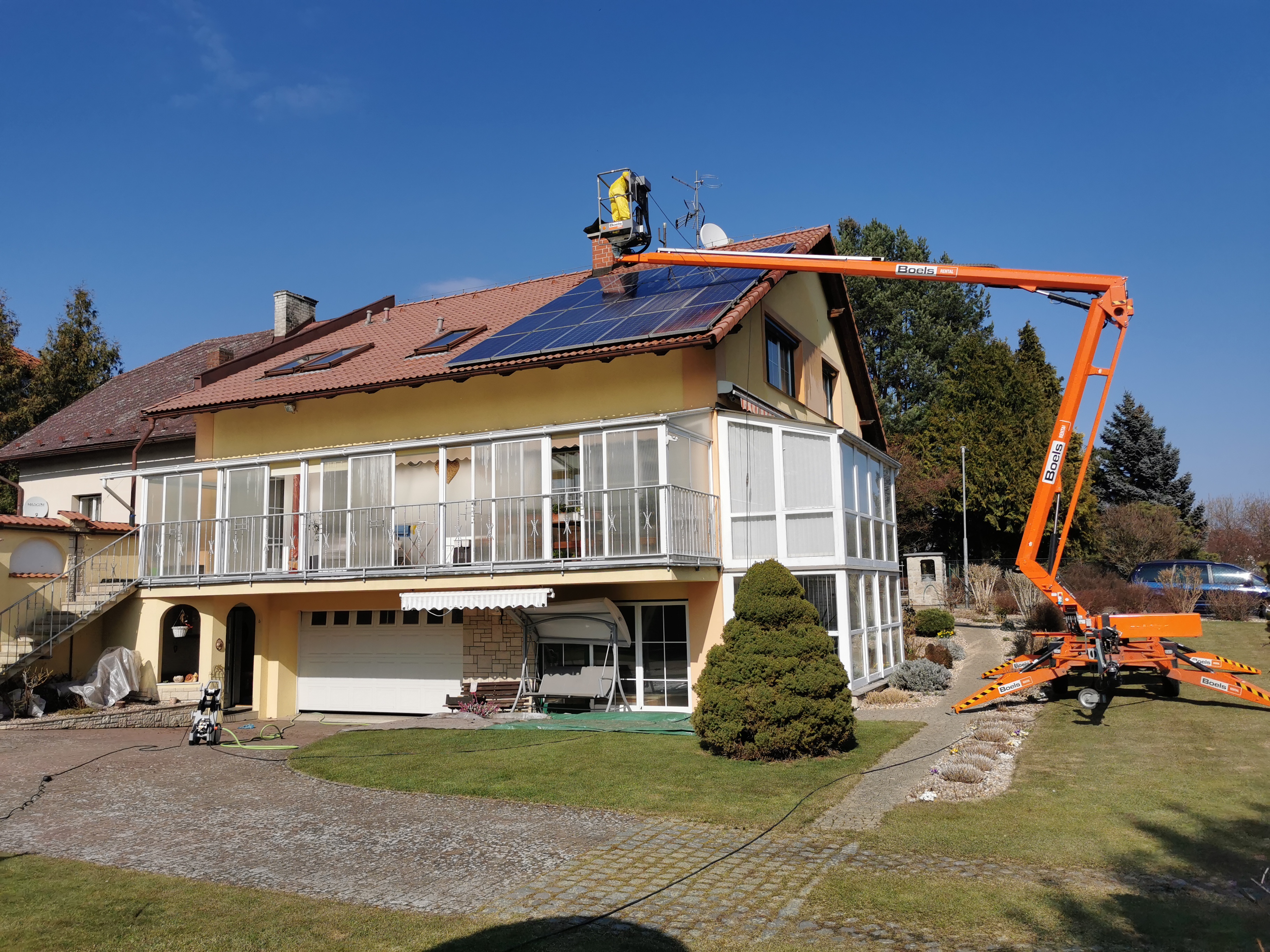 Čistění střech od mechu foto 5