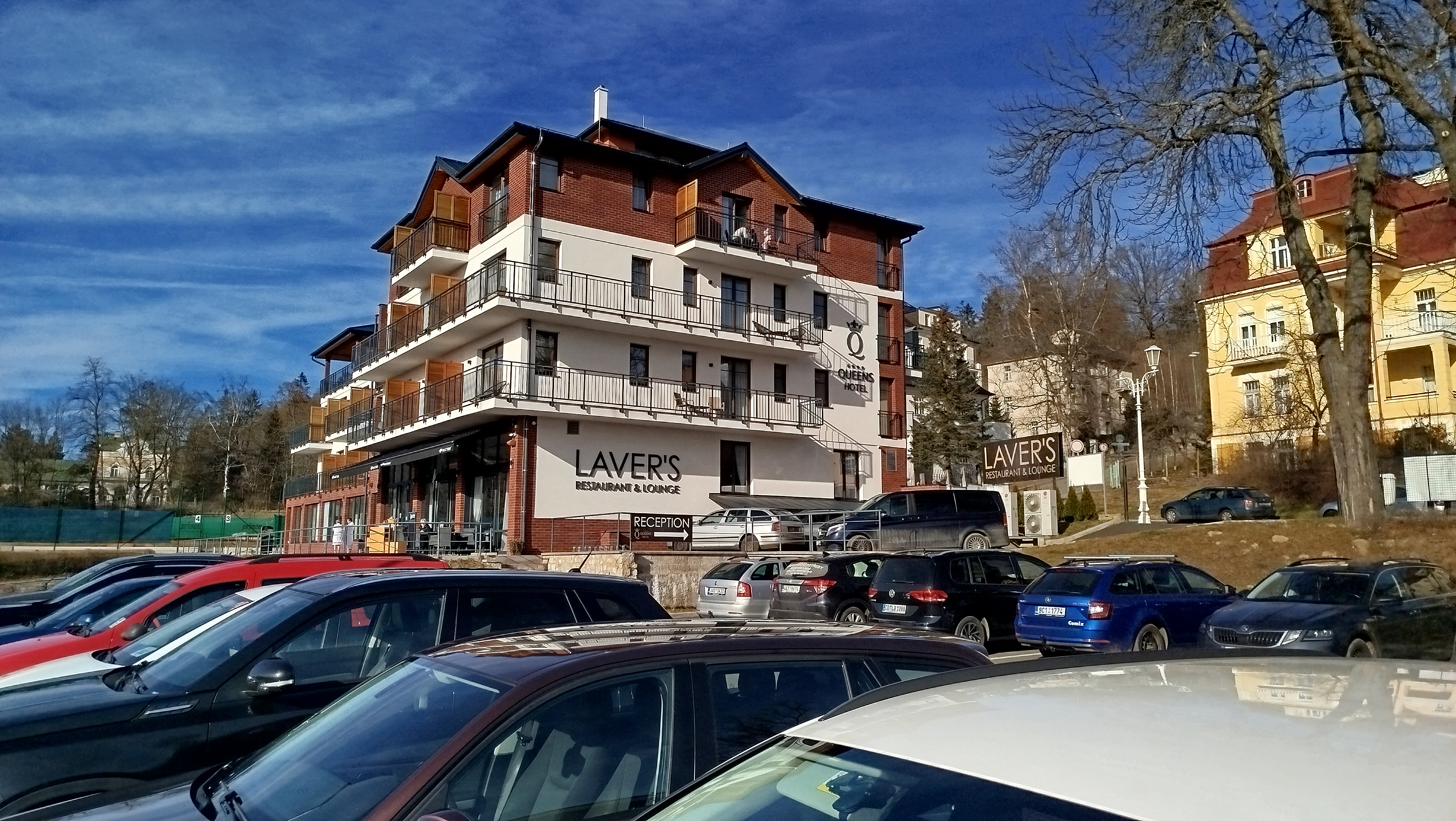 Queens Hotel & Wellness foto 3