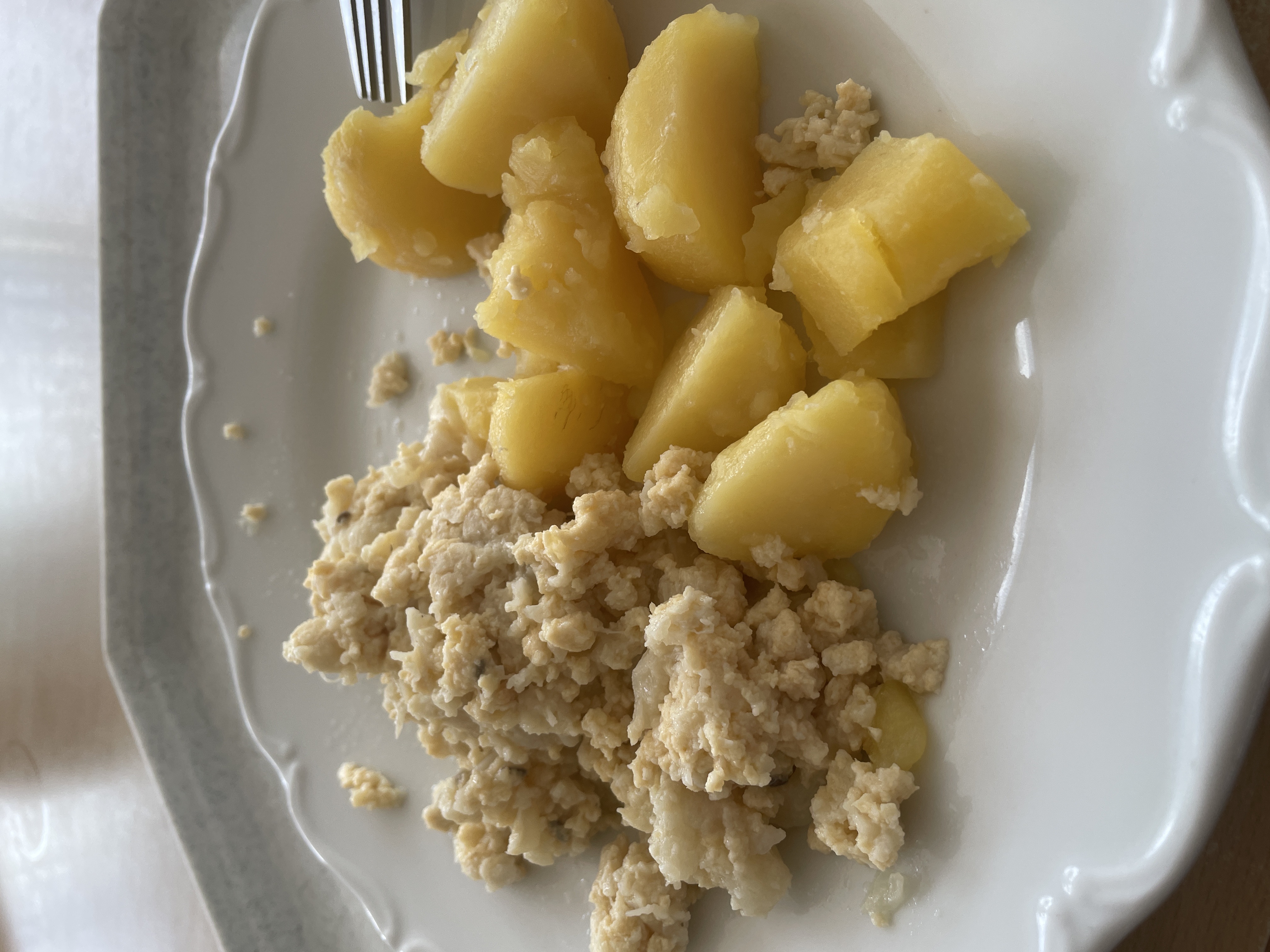 ZŠ Sušice, Lerchova - školní jídelna foto 2