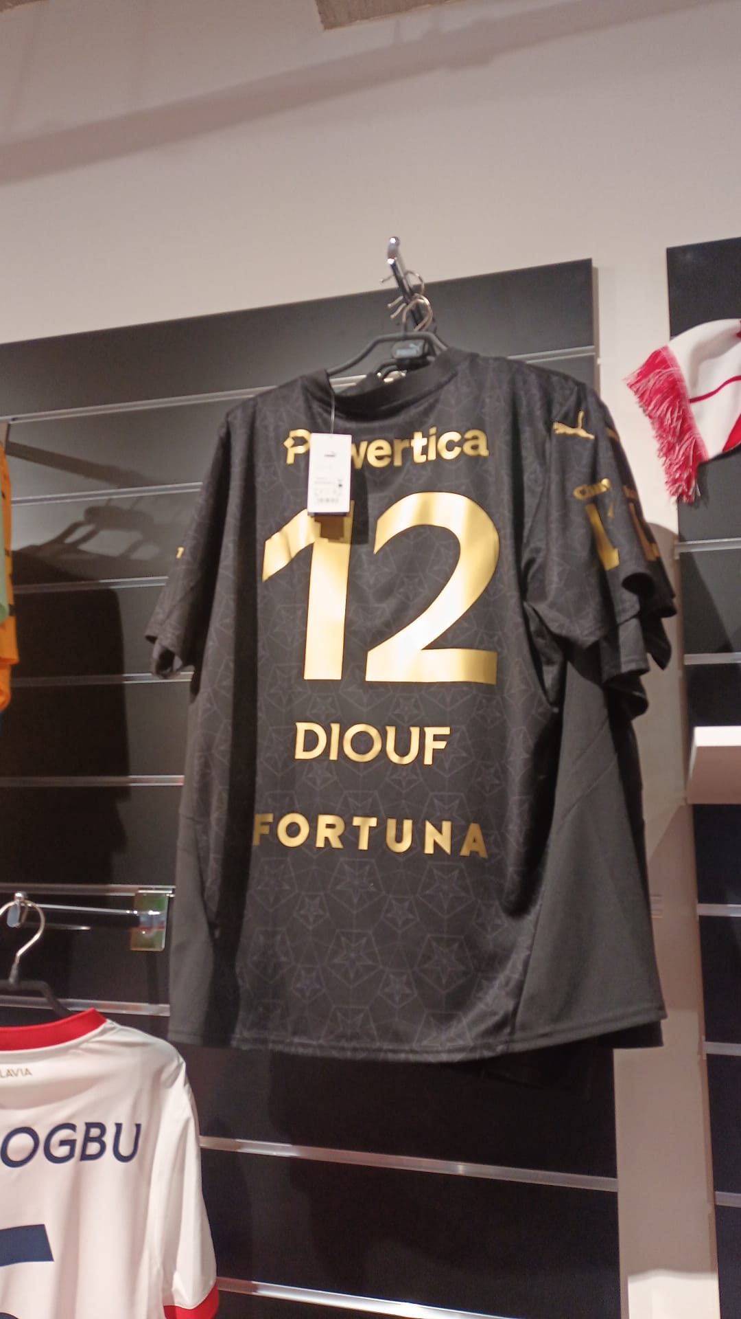 Fanshop HC Slavia Praha foto 3