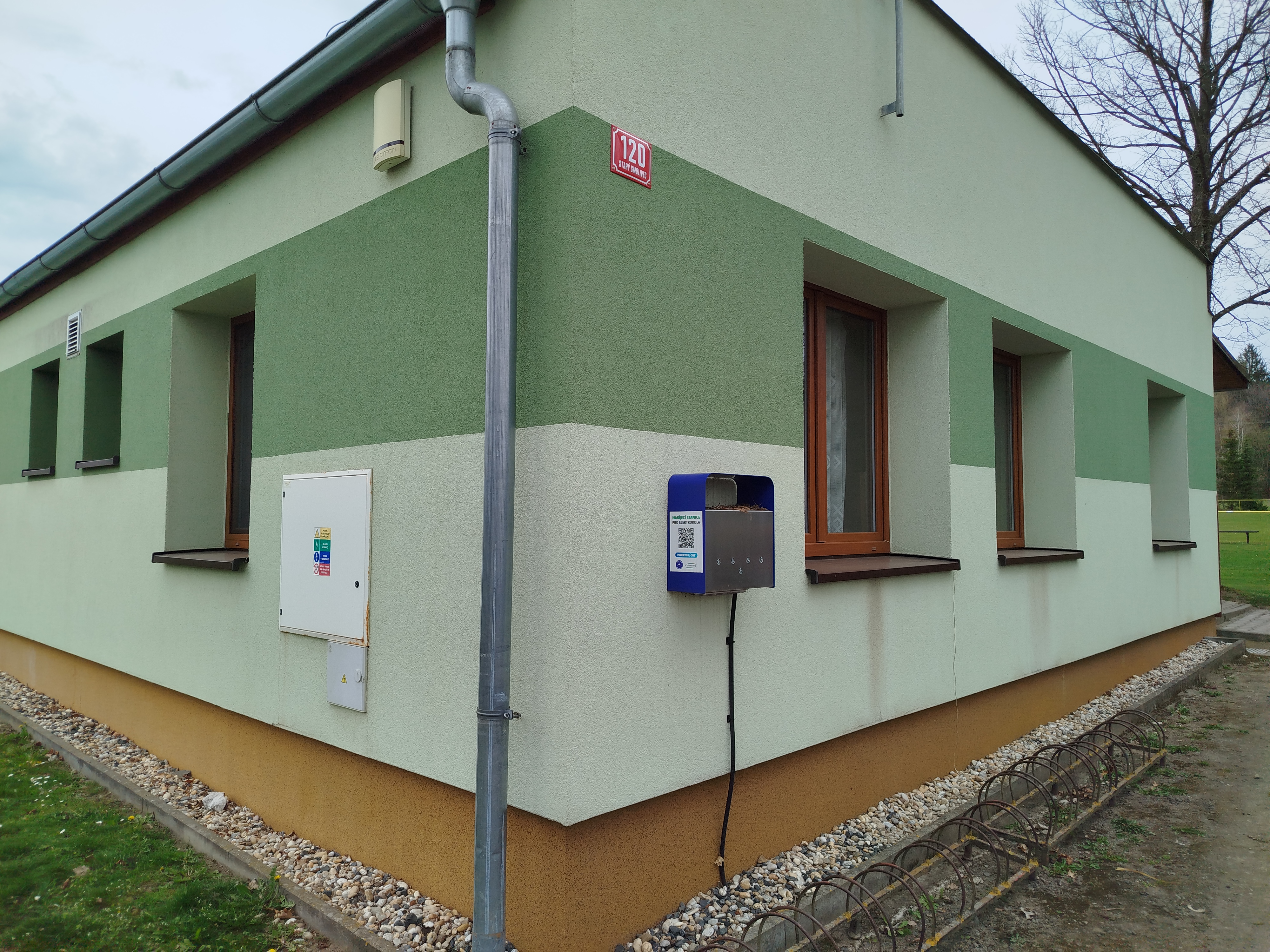 Nabíjecí stanice Hostinec ve Starém Smolivci foto 6