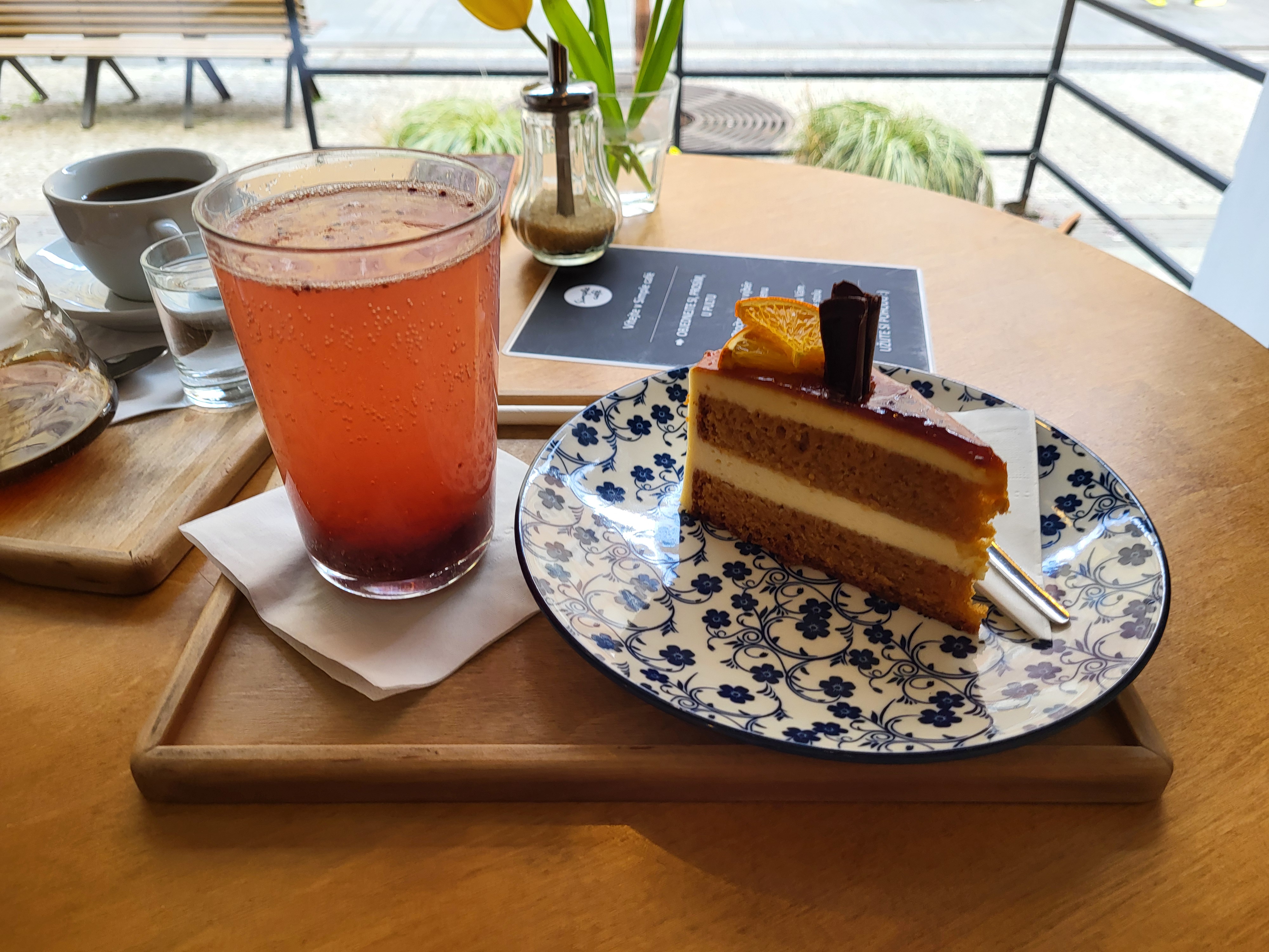 Simple café foto 3