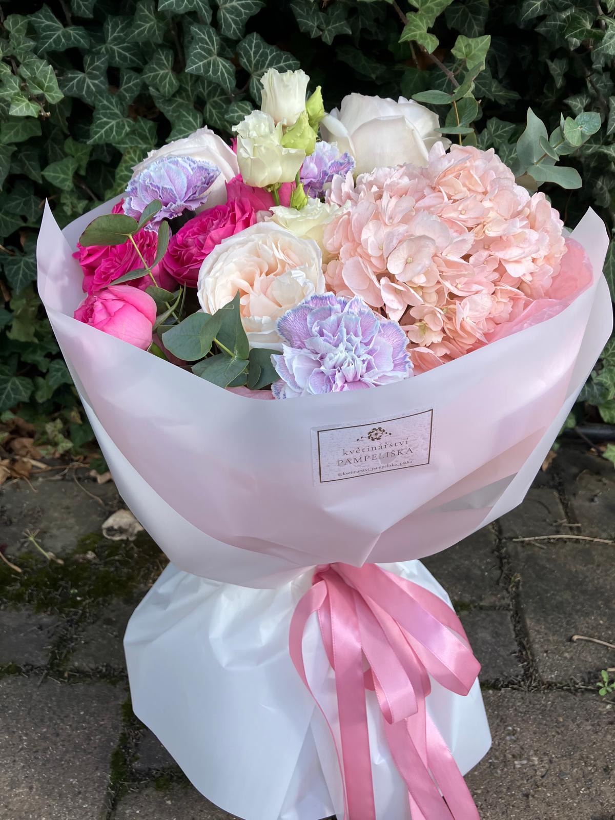 Pampeliška květinářství foto 2