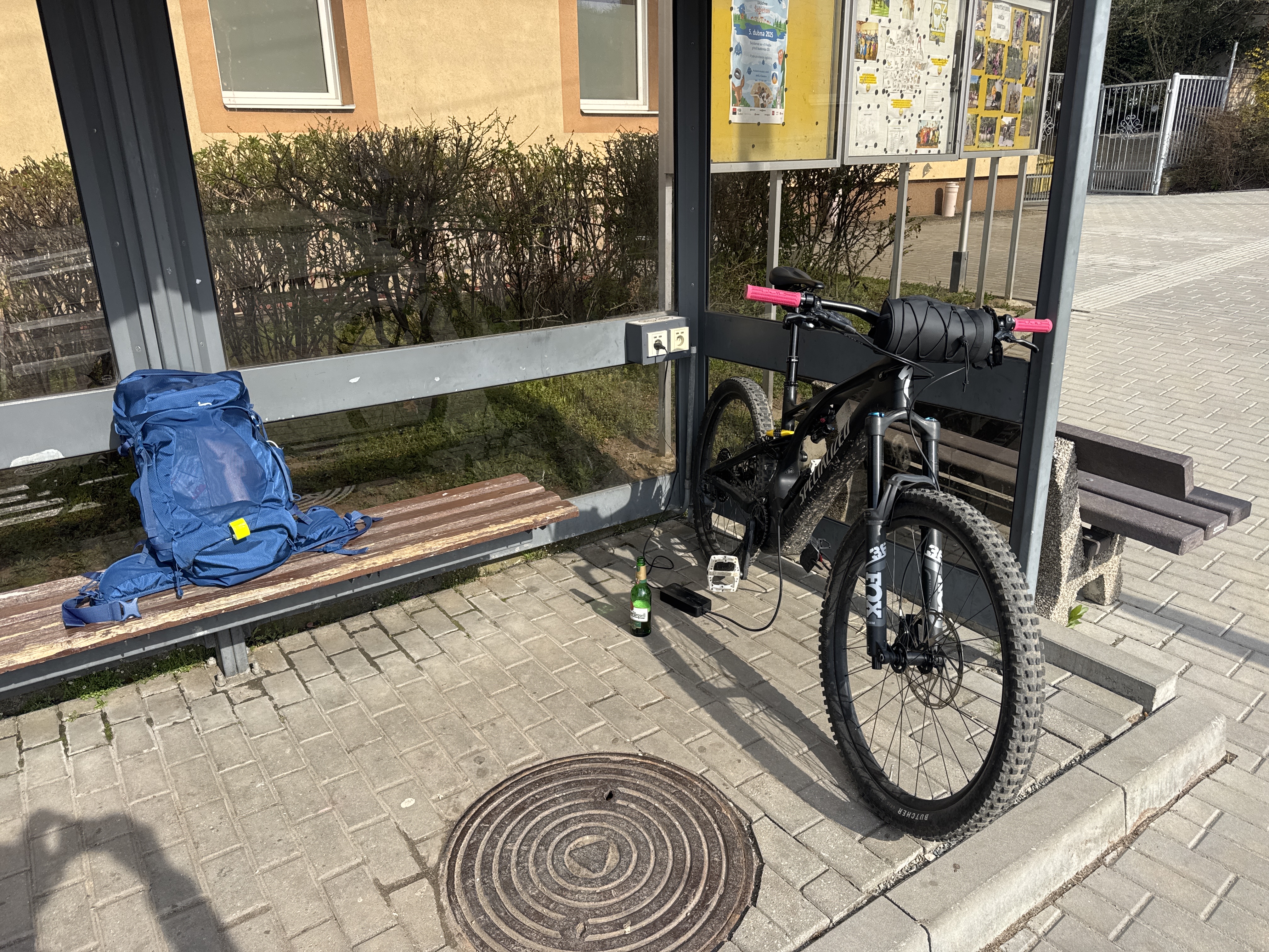 Nabíjecí zásuvka elektrokol Šebetov foto 1