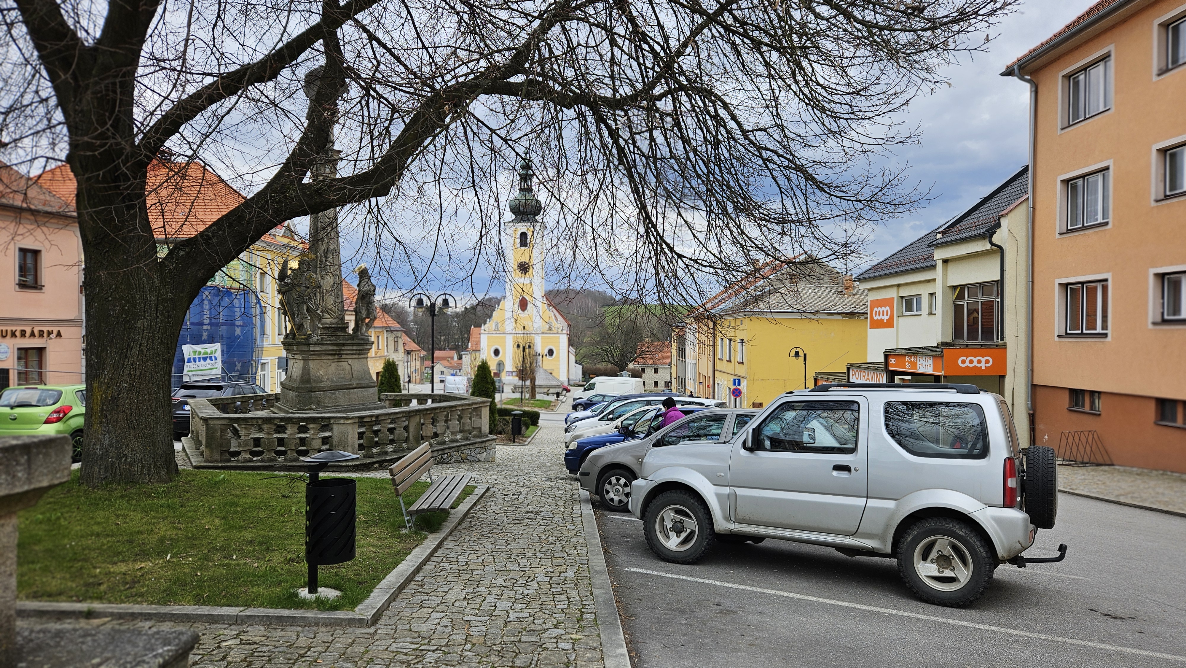 Benešov nad Černou - obecní úřad foto 2
