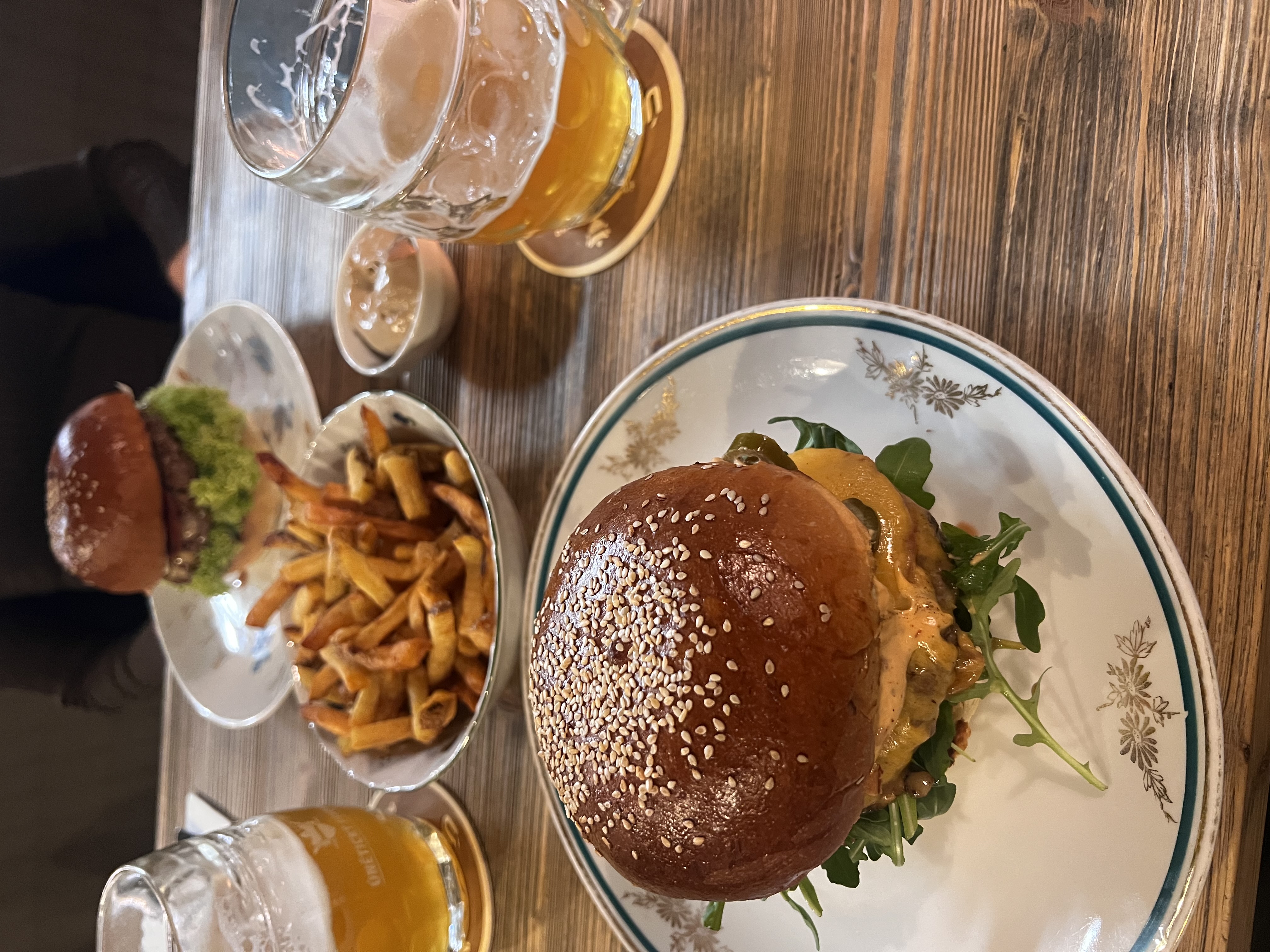 Dish - fine burger bistro foto 3