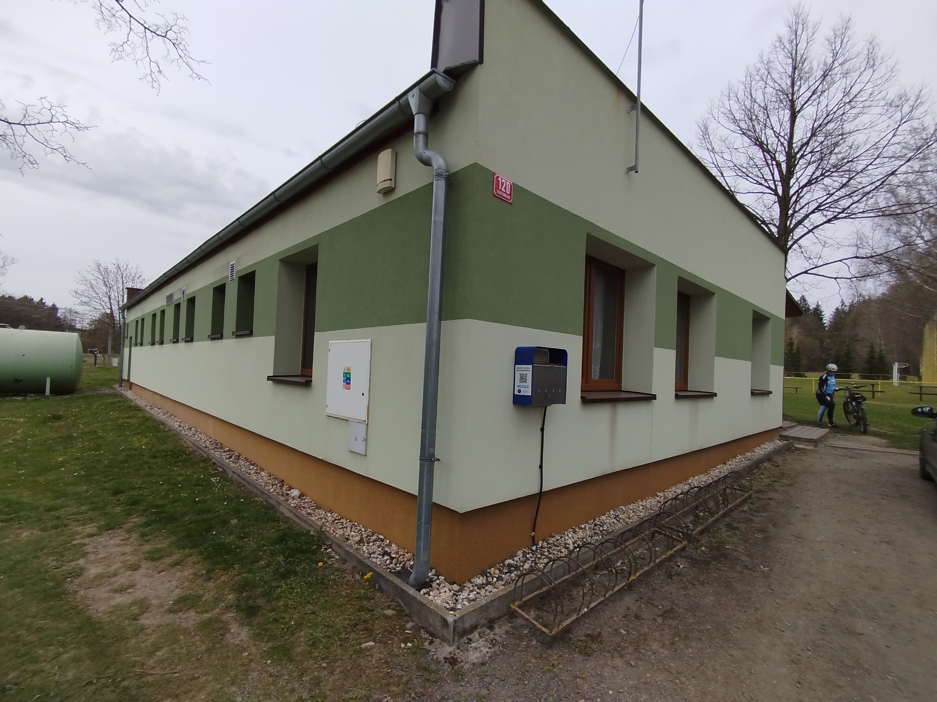 Nabíjecí stanice Hostinec ve Starém Smolivci foto 5