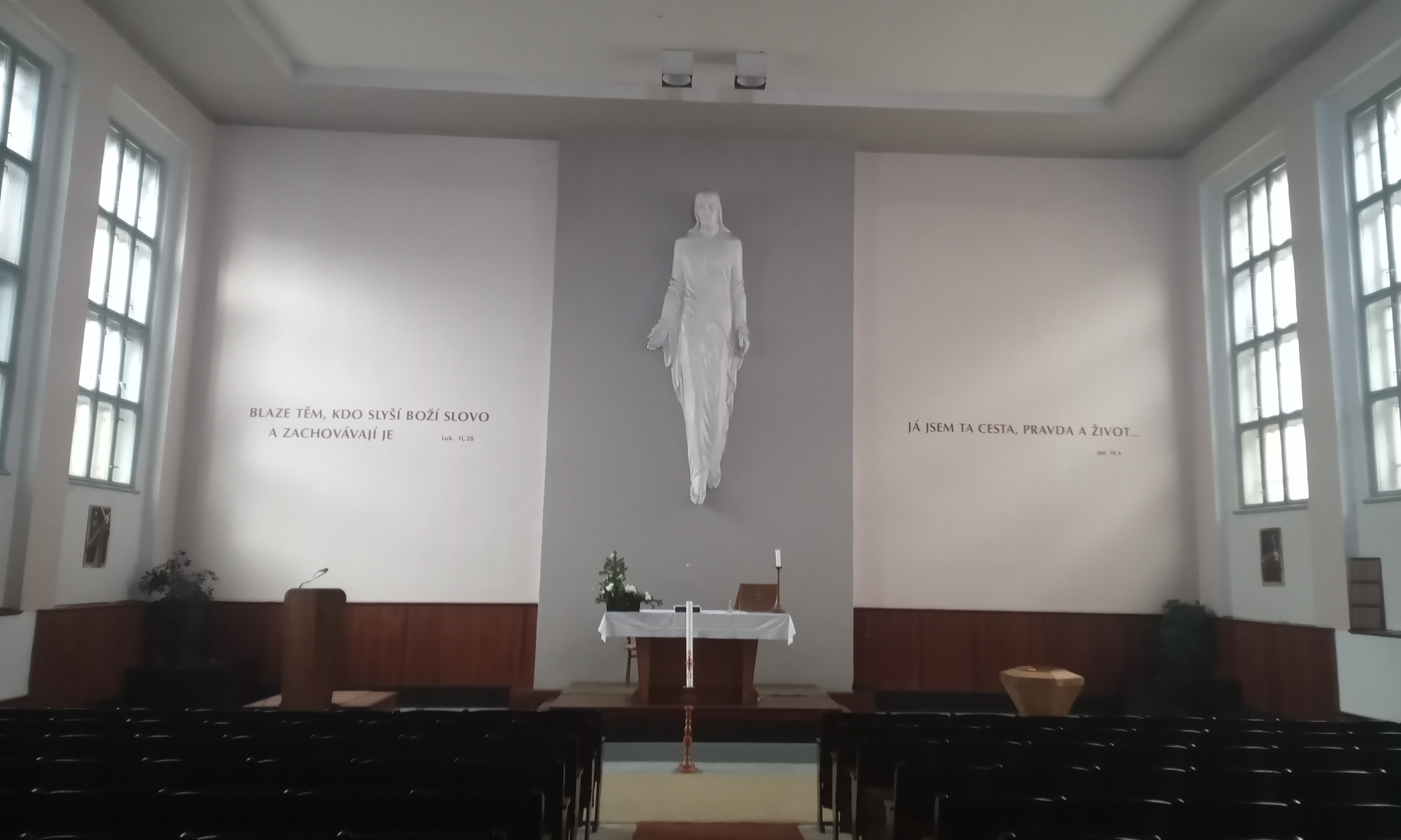 Náboženská obec Církve československé husitské v Červeném Kostelci foto 4