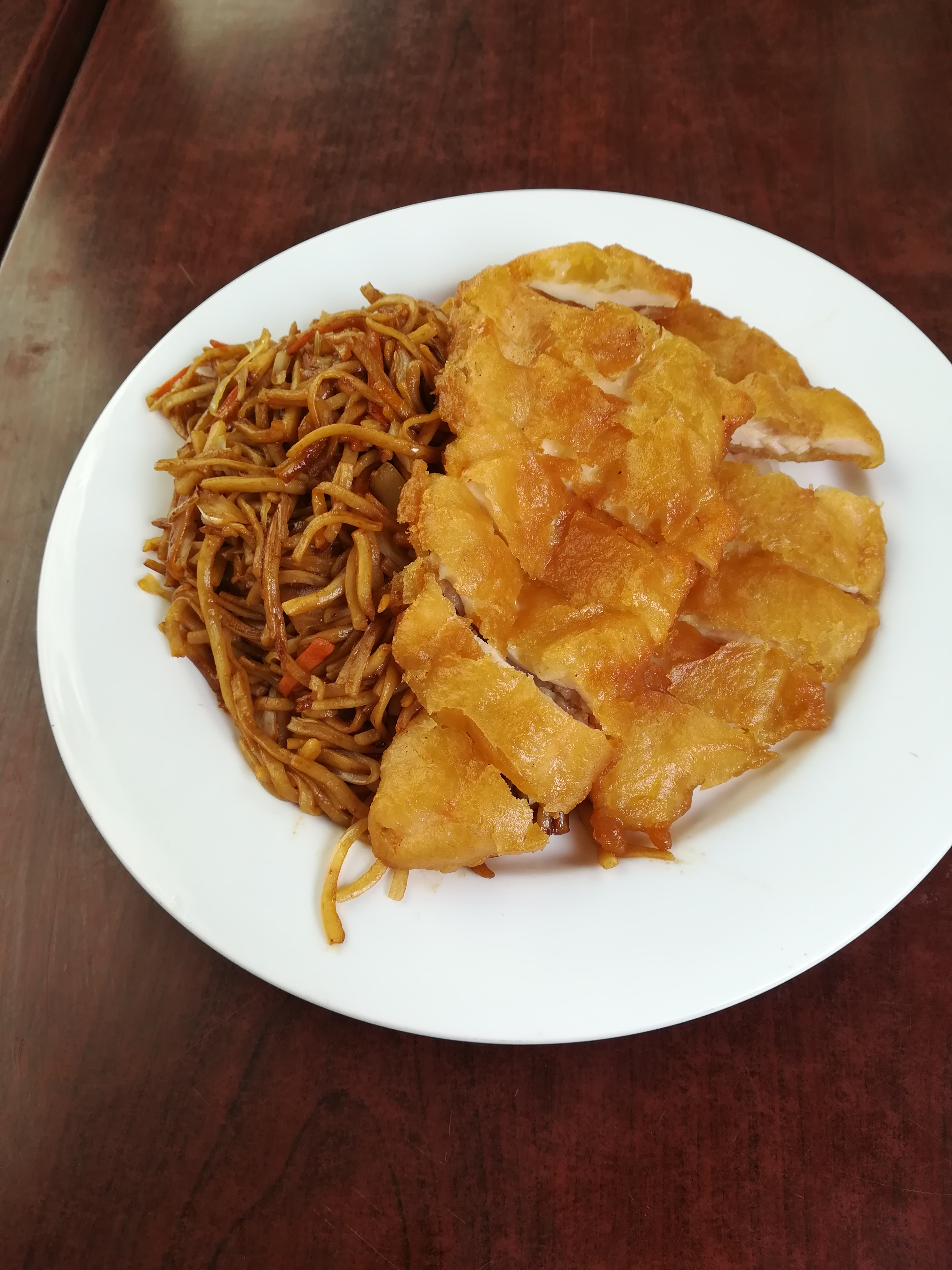 Čínská restaurace ZLATÁ SLUNCE (Jin Tai Yan) foto 1
