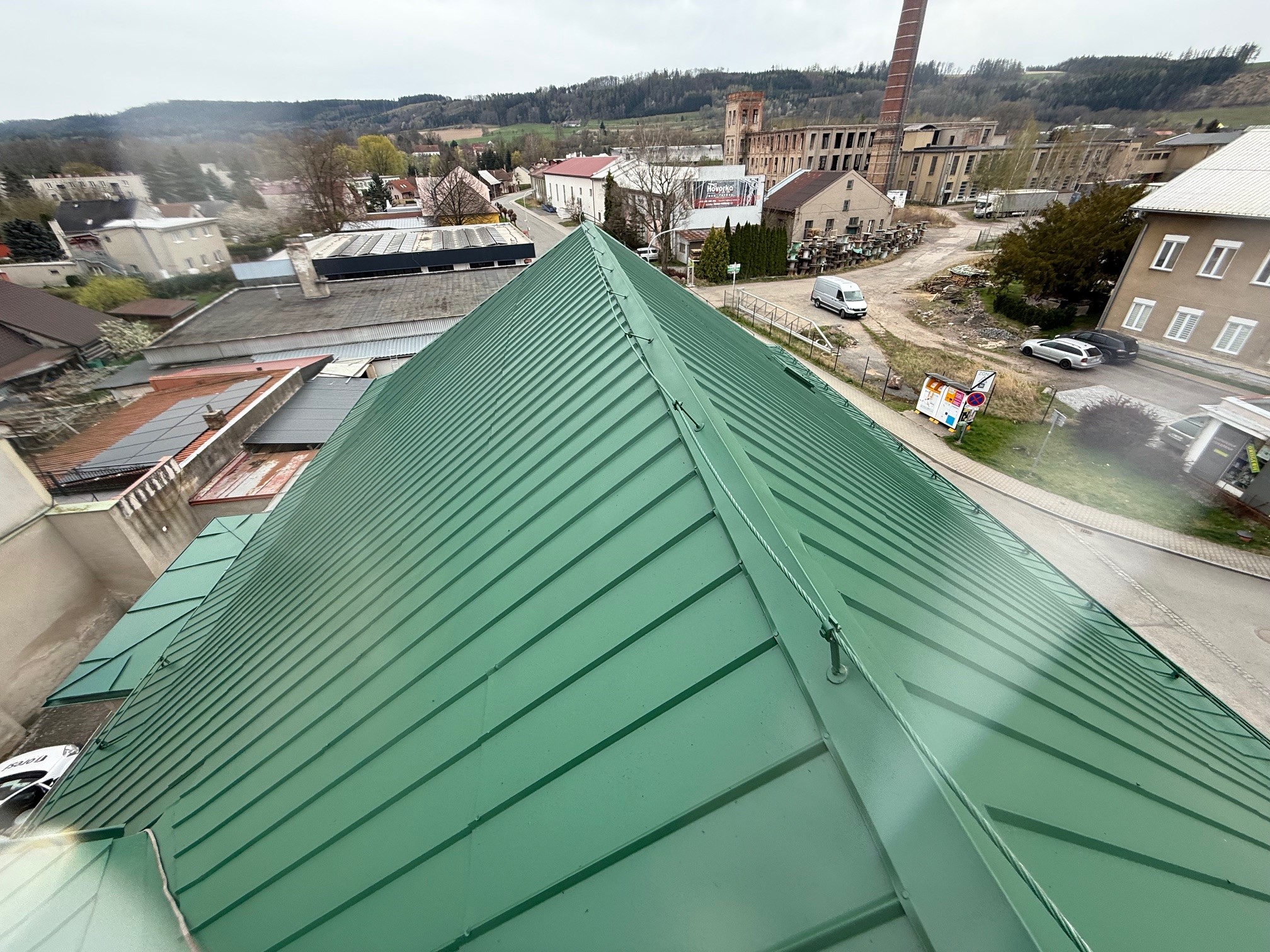 Střechy Vídenský s.r.o. / čištění a renovační nátěry střech foto 5