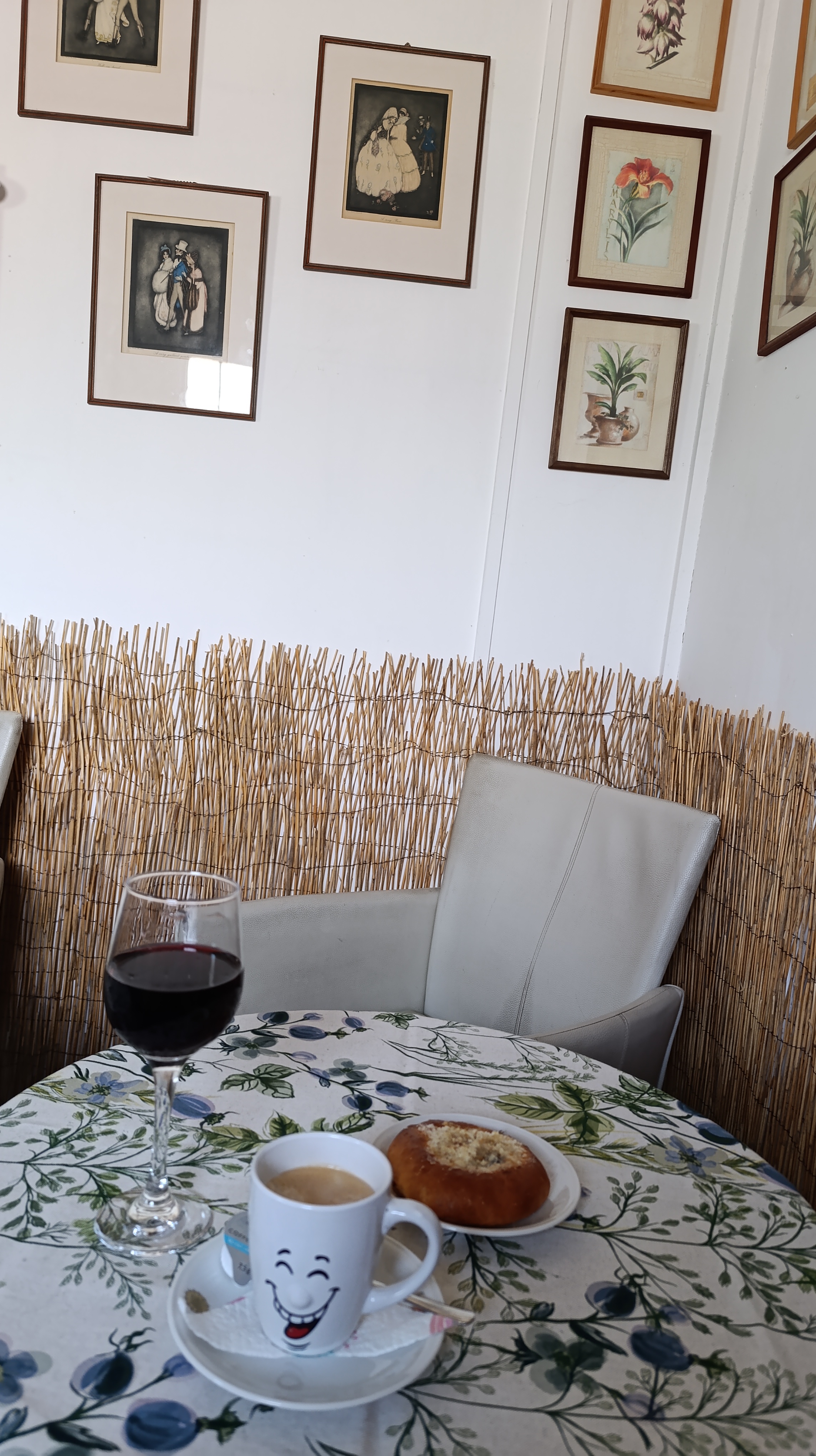 Vinotéka Na Parkovišti foto 1