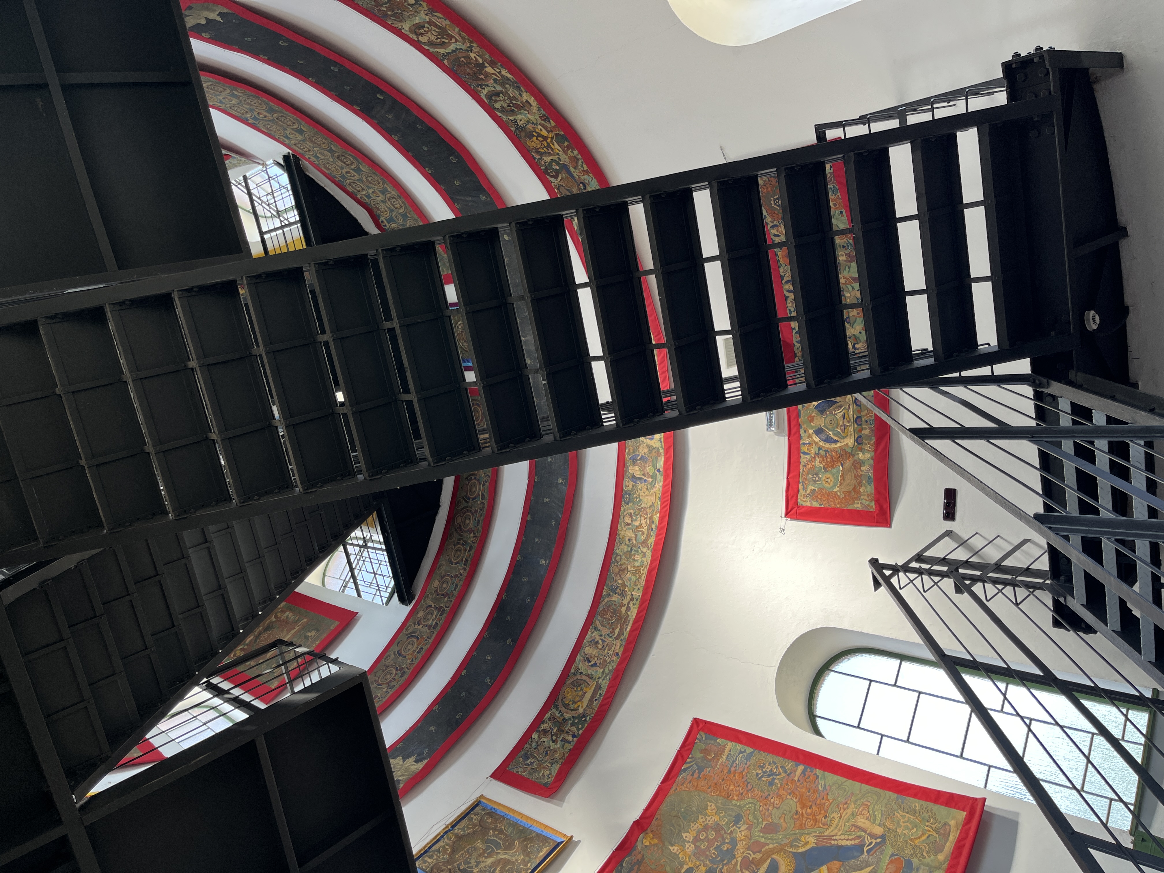 Galerie buddhistického umění ve vodárenské věži foto 2