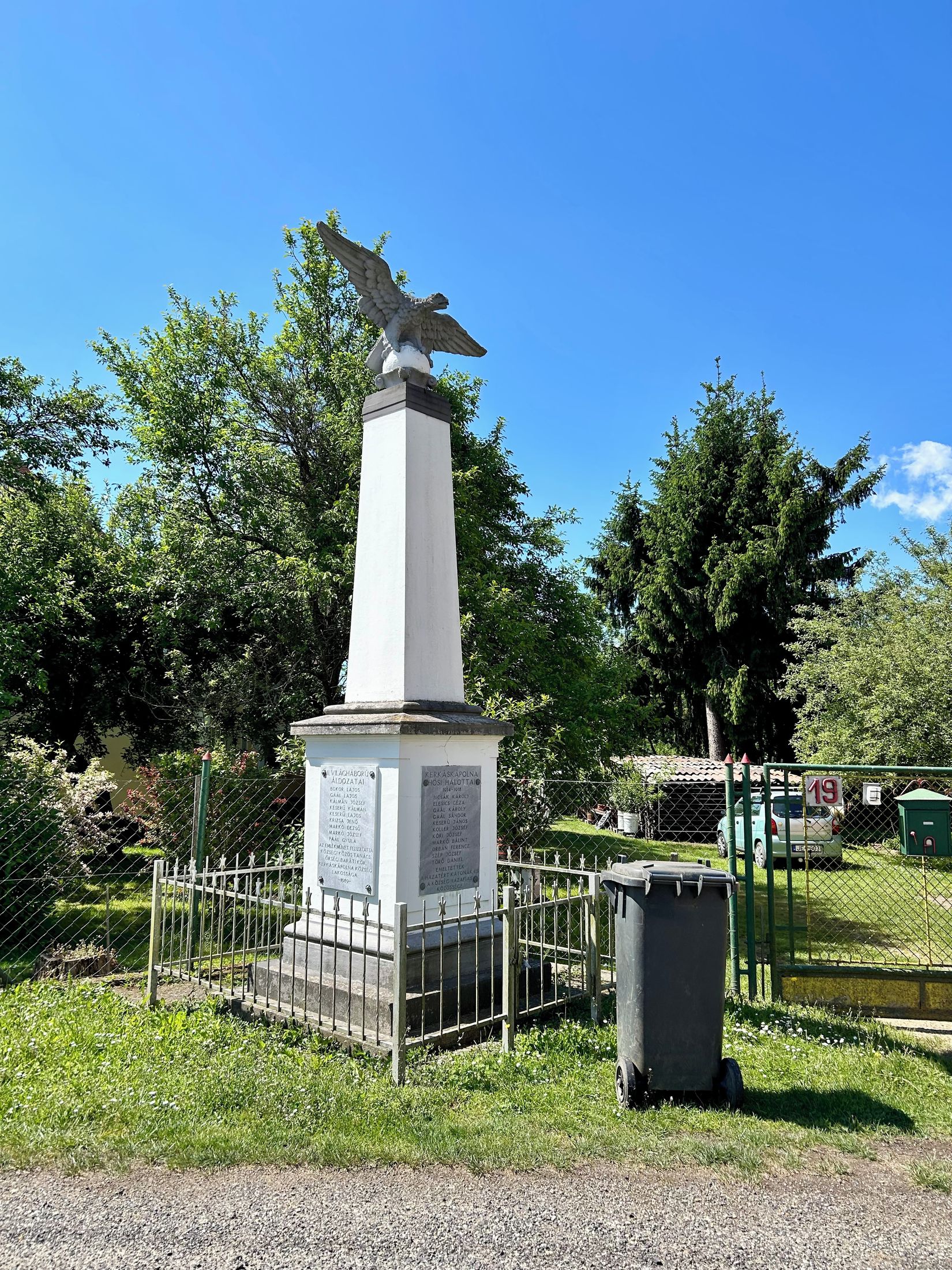 pomnik poległych 