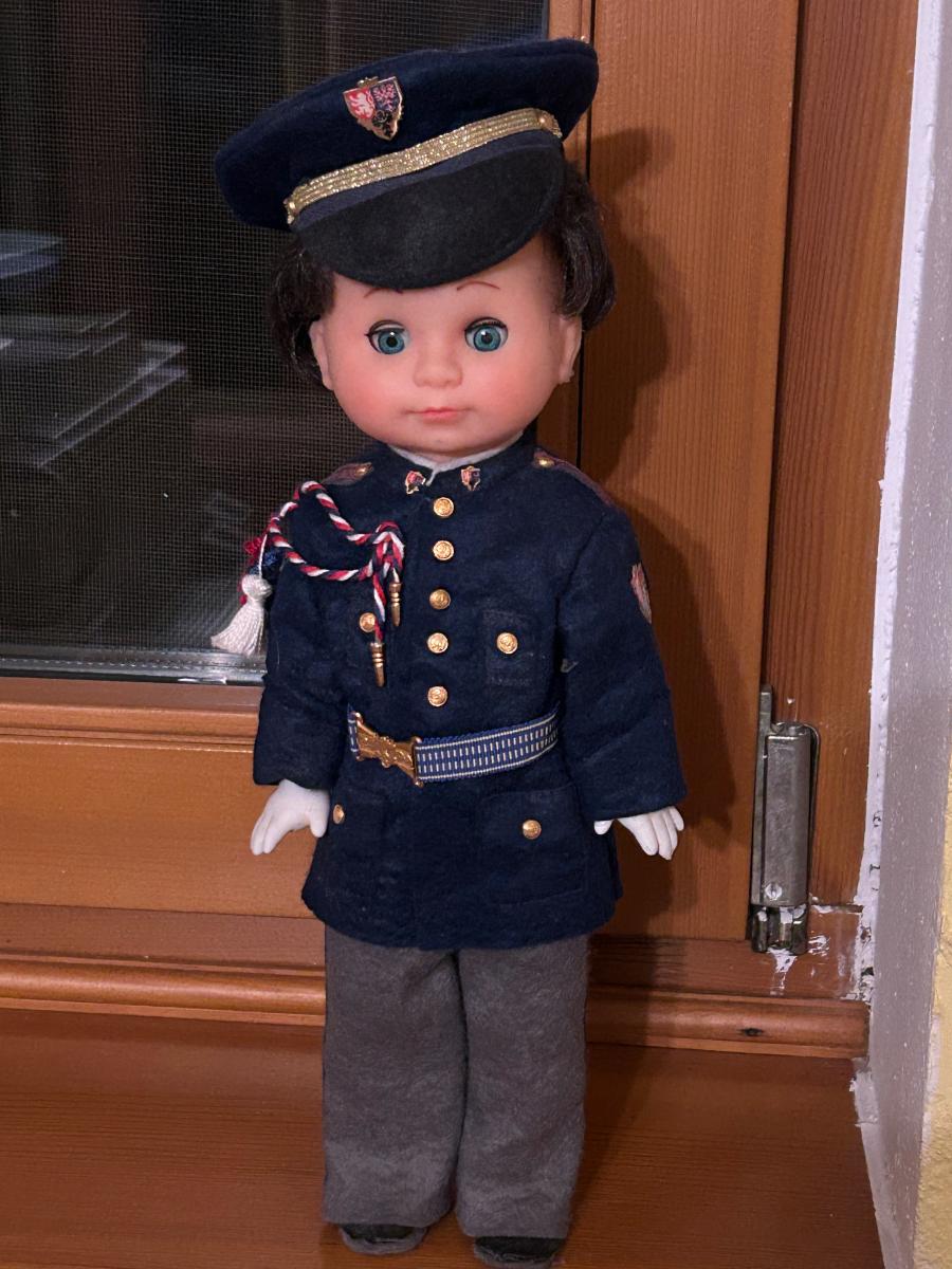 Lidová tvorba, družstvo umělecké výroby Uherský Brod foto 2