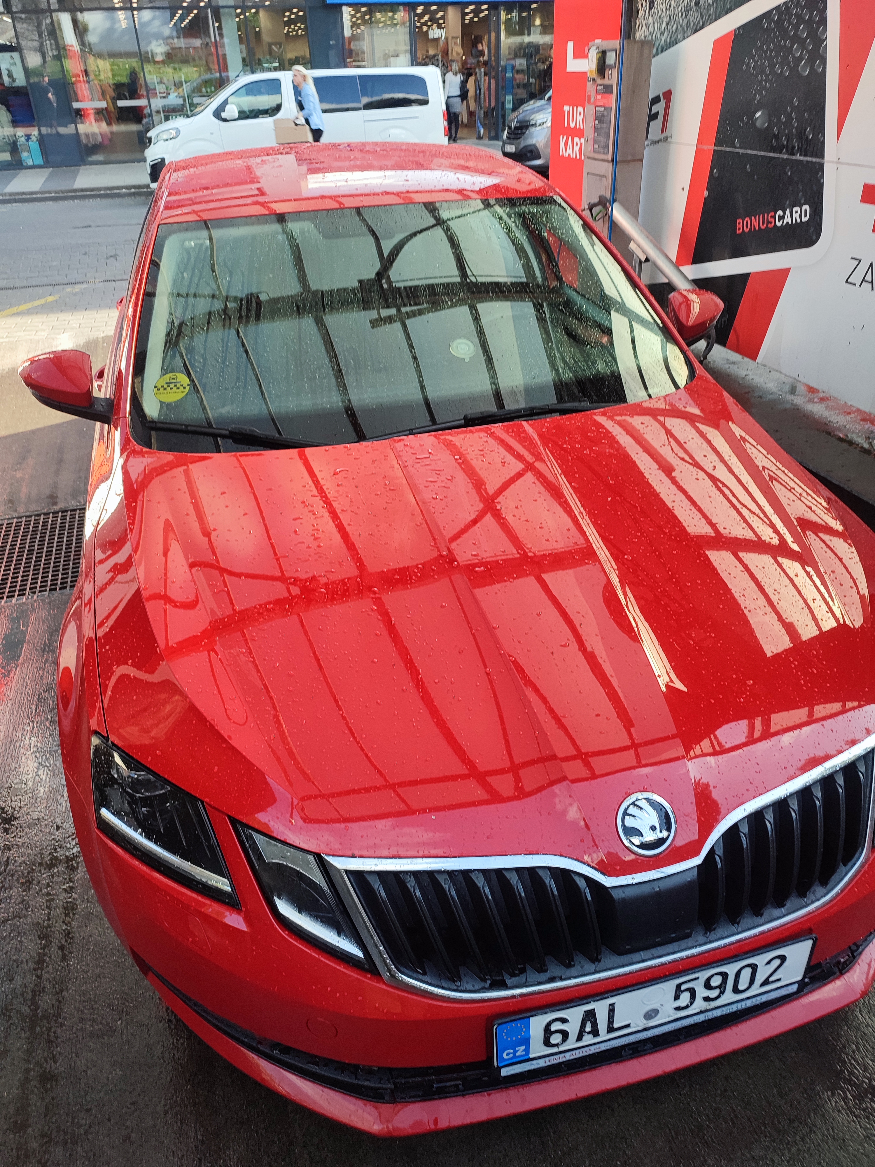 FIRST CARWASH foto 6