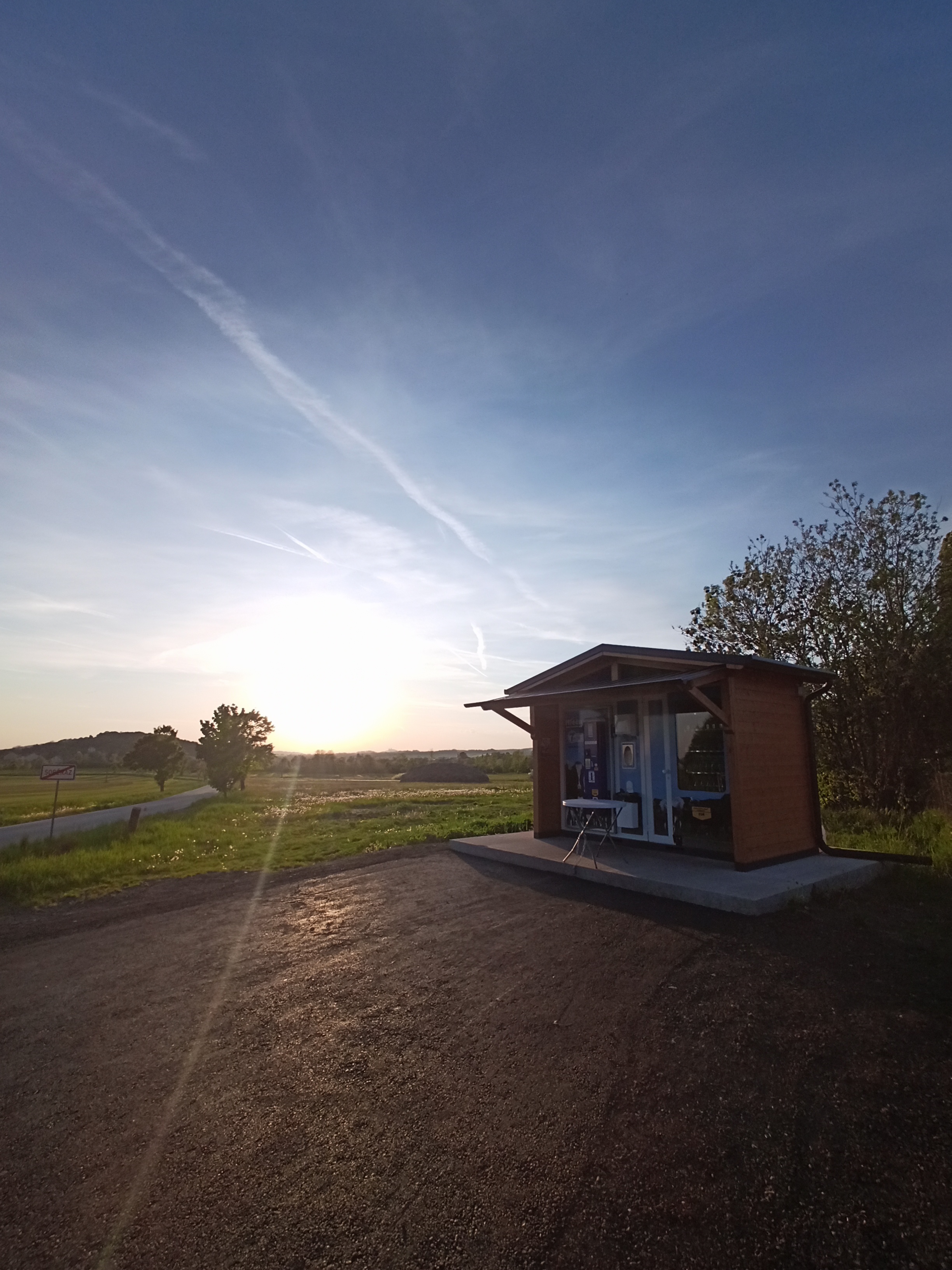 Mlékomat - Zemědělská společnost Radim foto 2