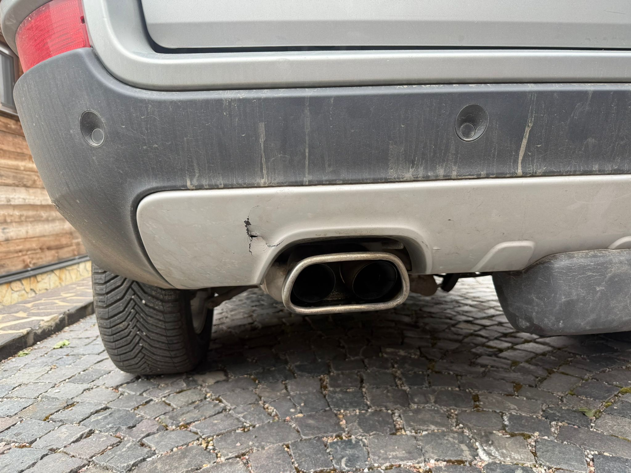 Volvo díly Čížek - Náhradní díly a autovrakoviště Volvo foto 5