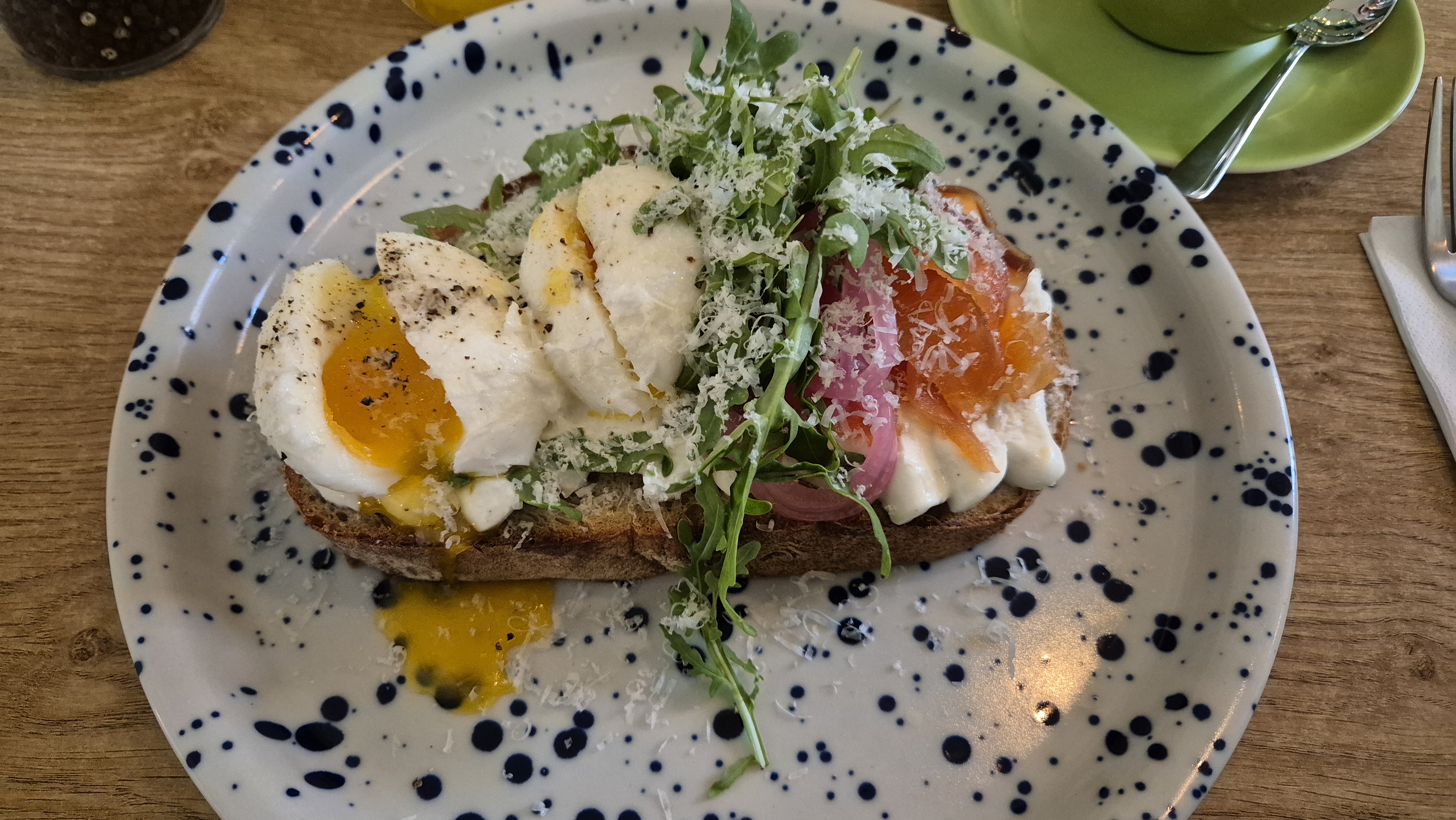 Eggsit Cafe foto 3