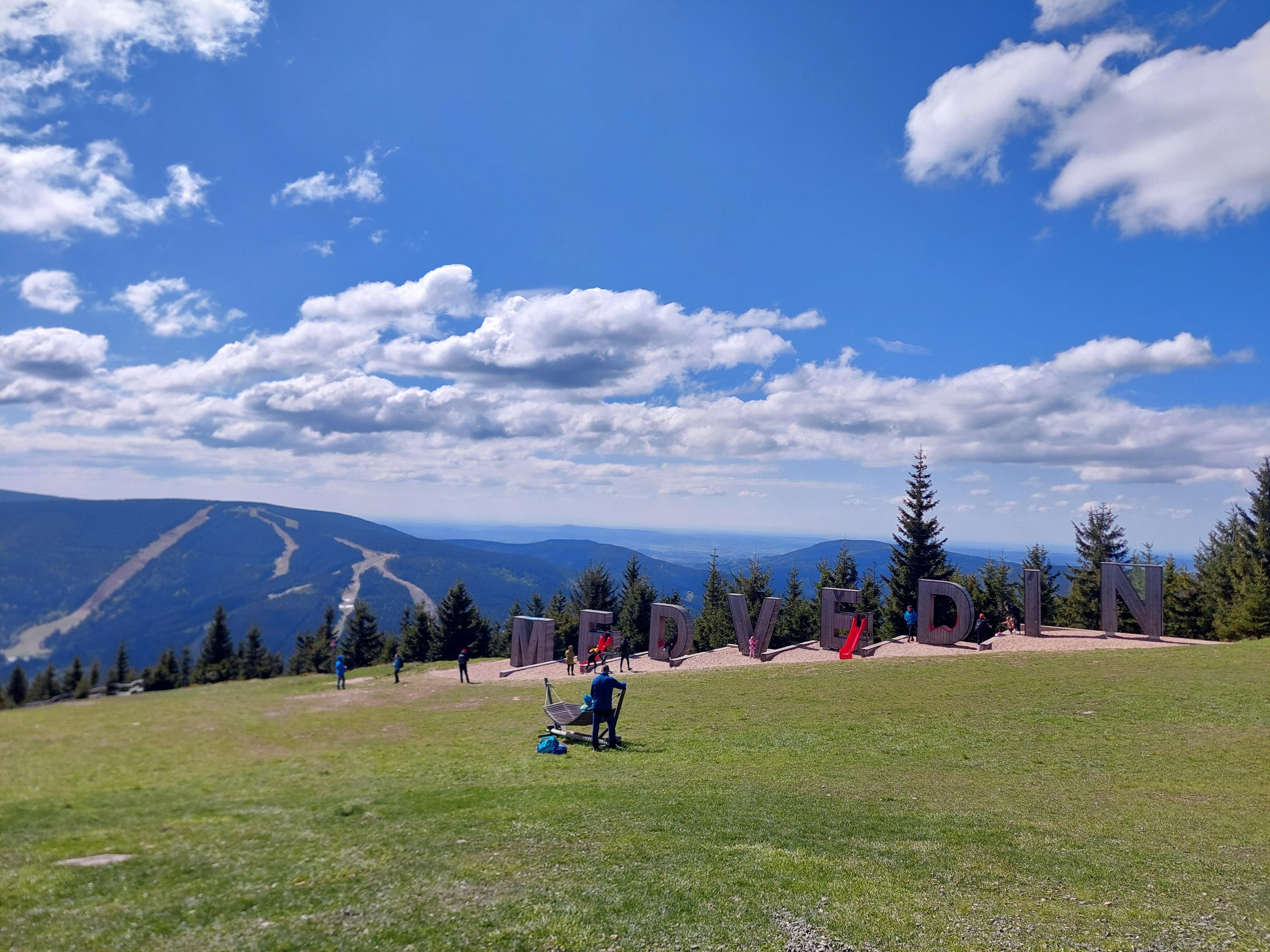Restaurace Medvědín 1235 m foto 5