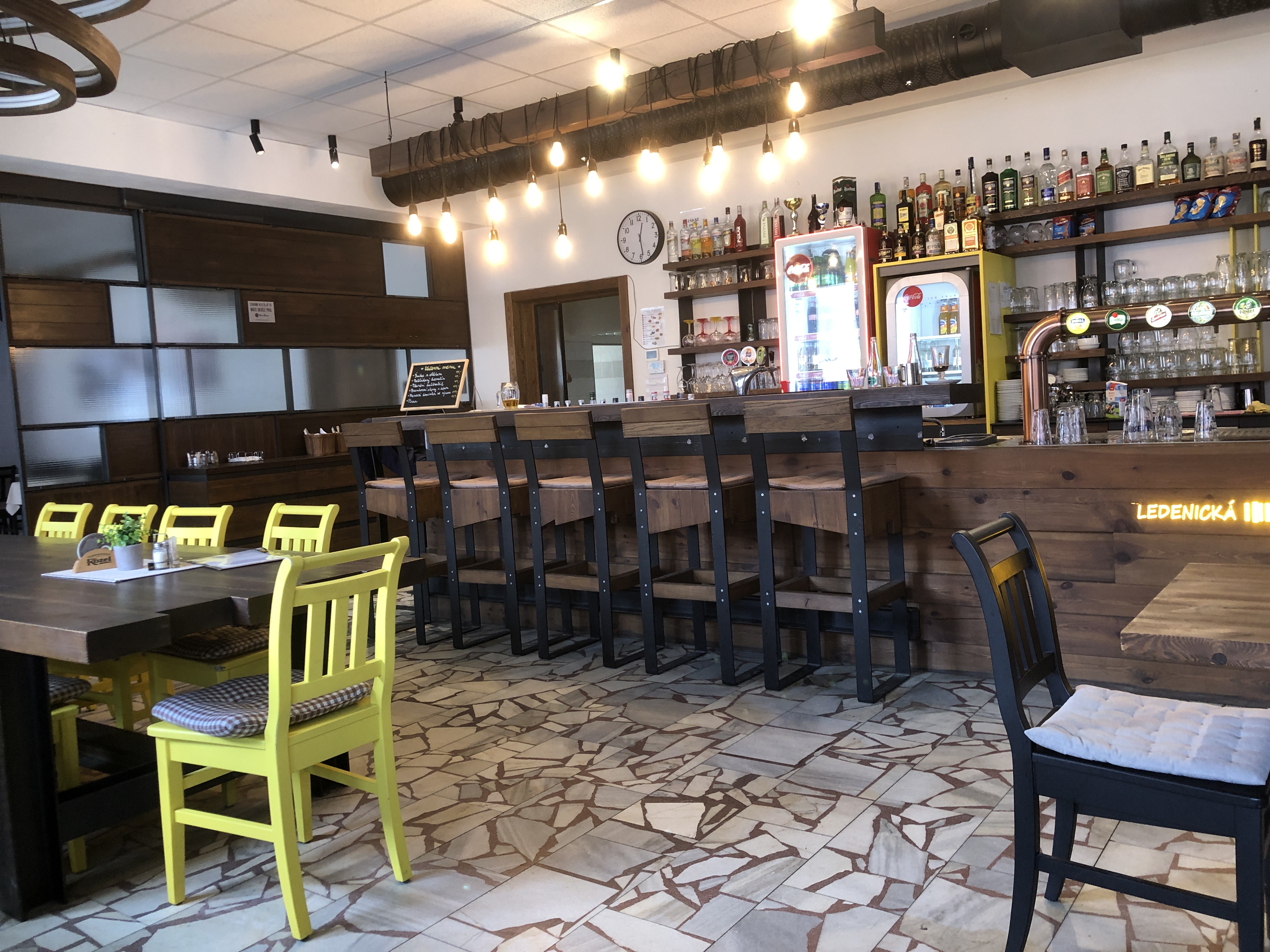 Ledenická hospůdka foto 4