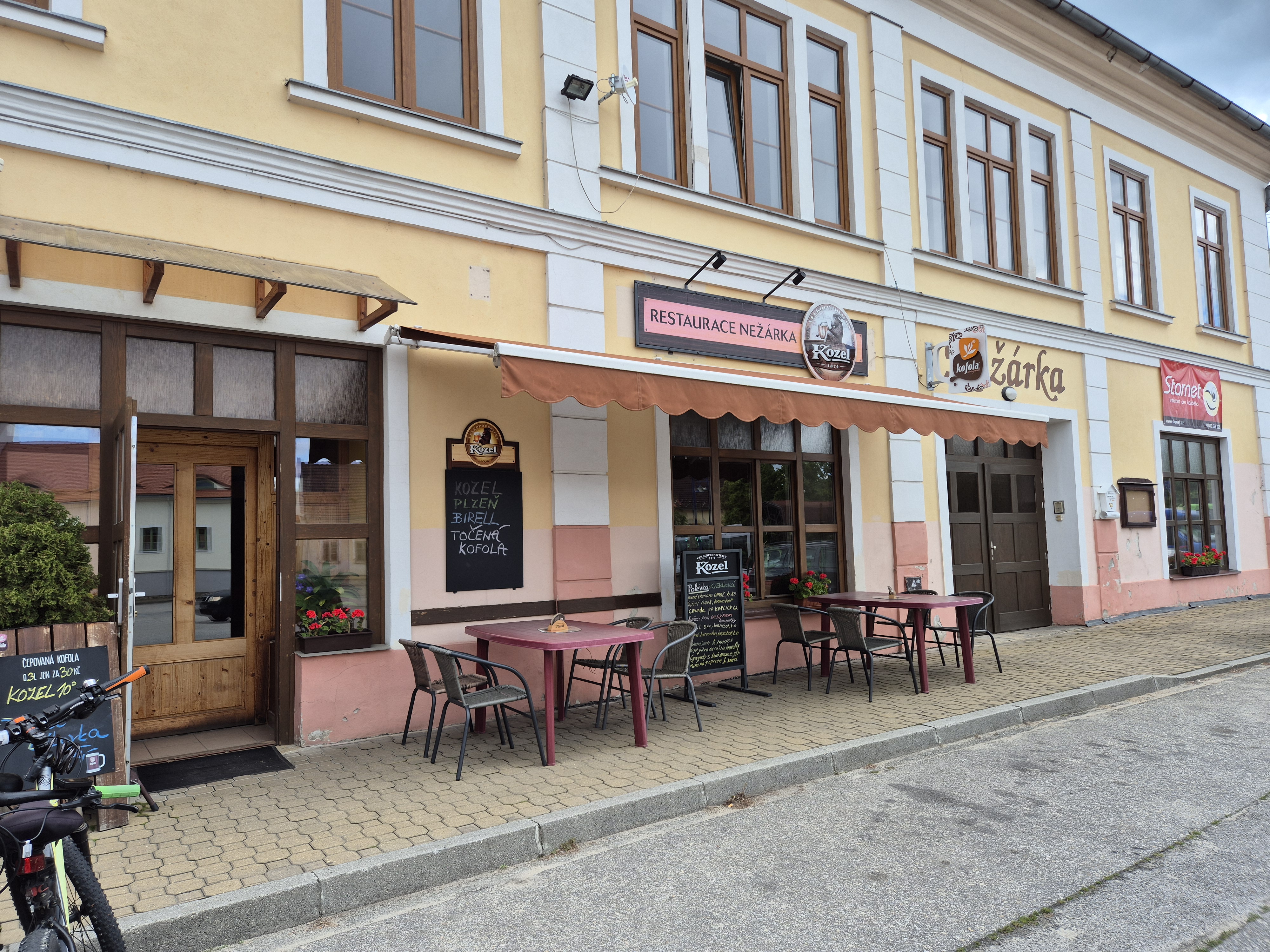 Restaurace Nežárka foto 6