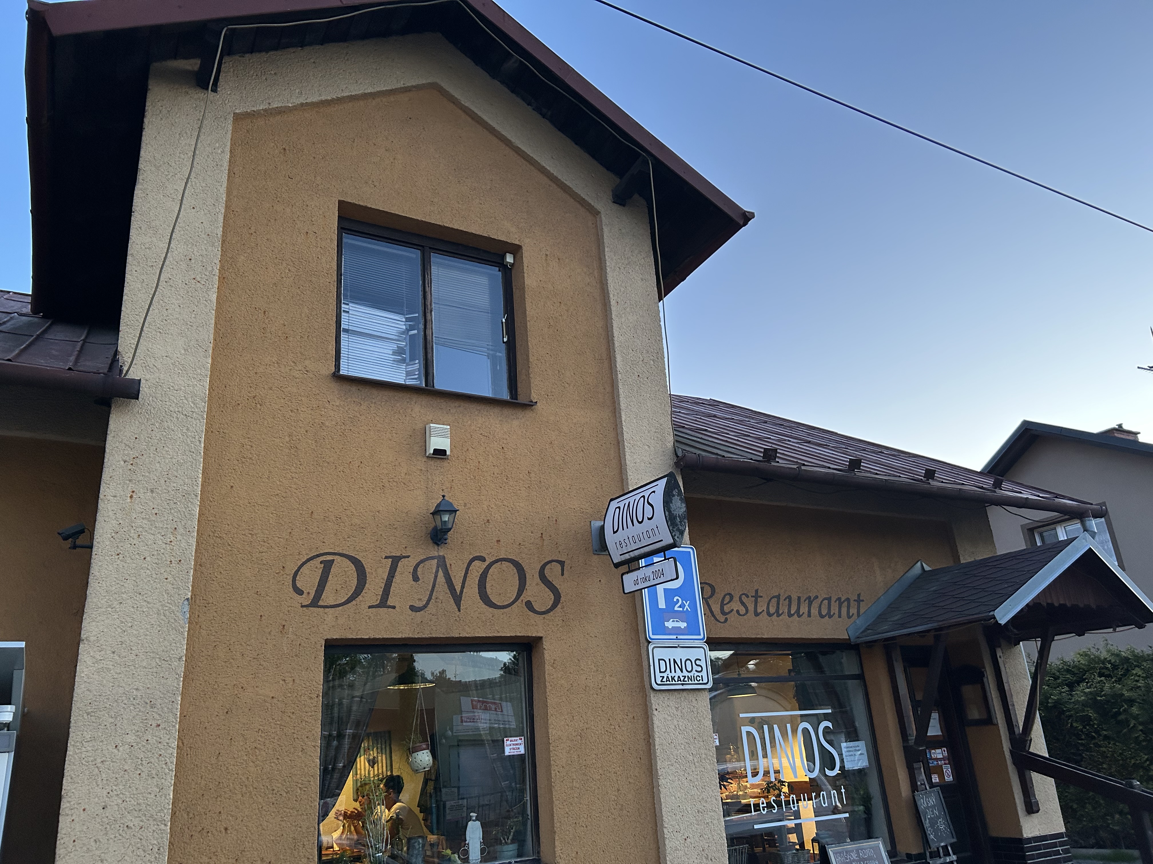 Dinos restaurant foto 2