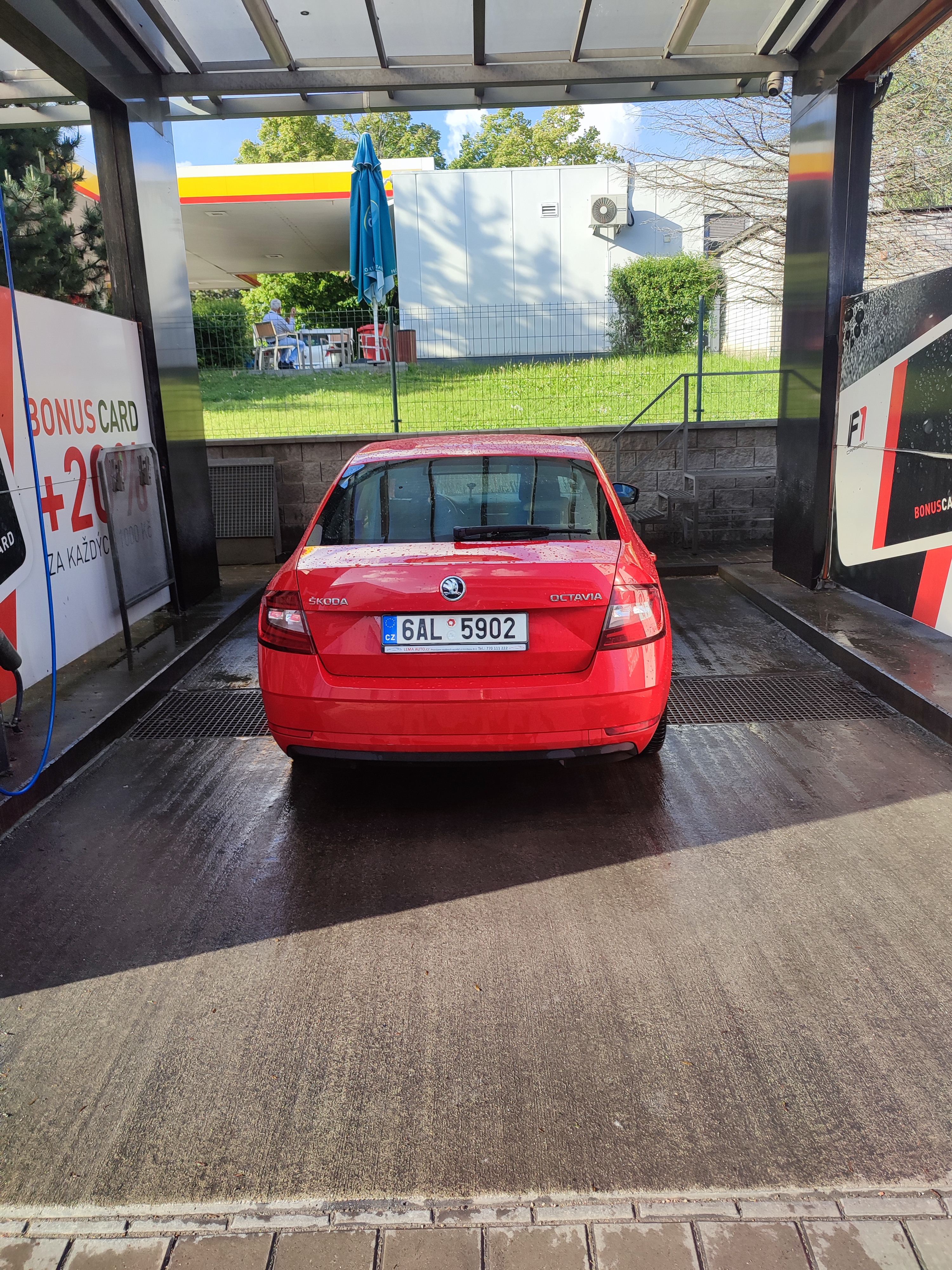 FIRST CARWASH foto 4