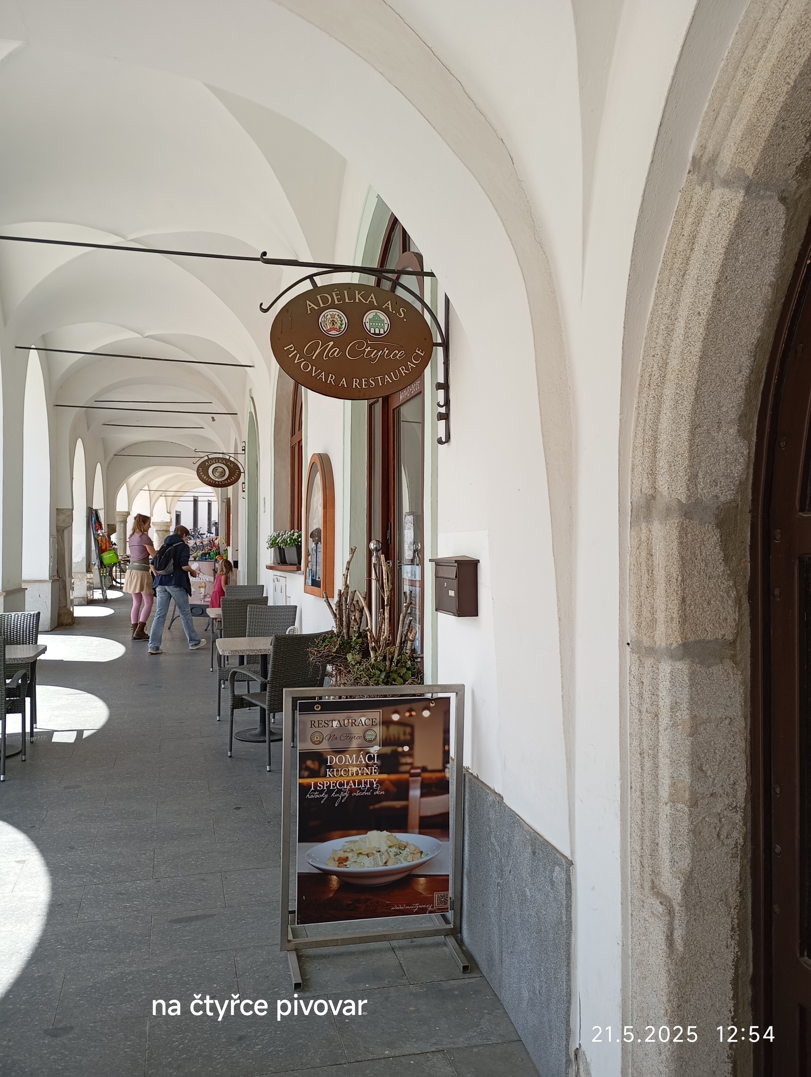 Restaurace a pivovar Na Čtyřce foto 6
