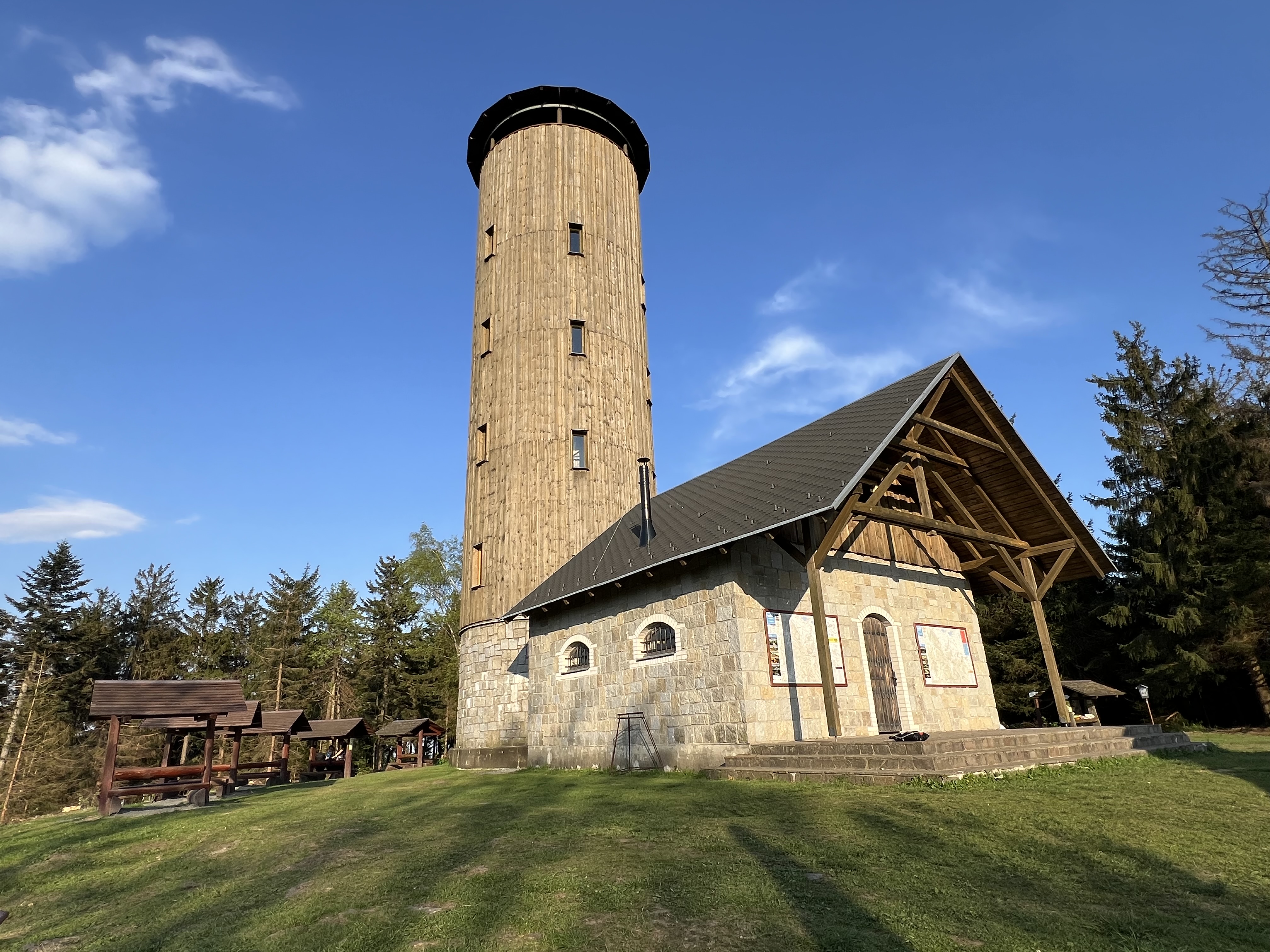 Kiosek u rozhledny Borůvková hora foto 3