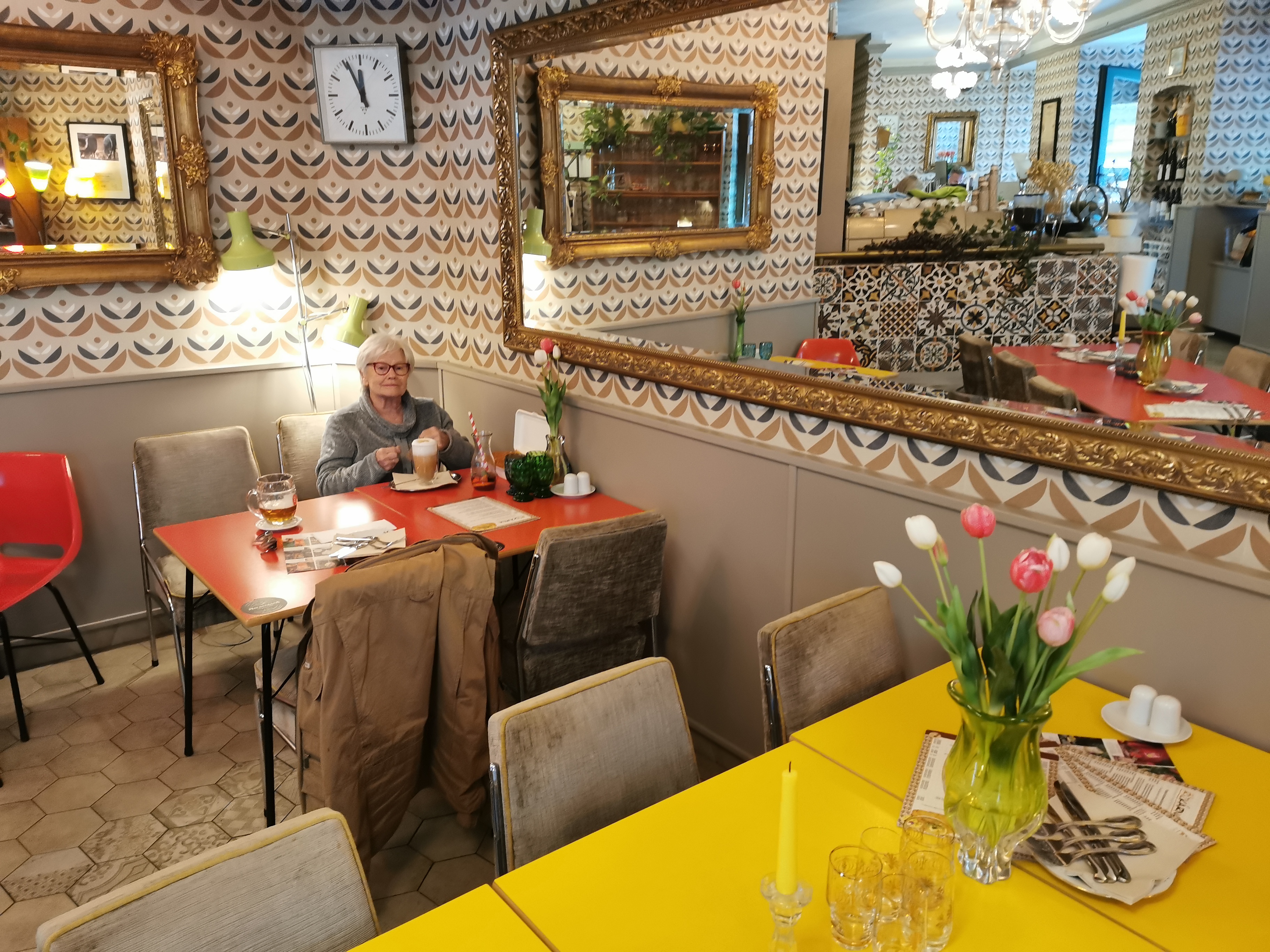 ŘÍZKÁRNA - SCHNITZELHAUS foto 3