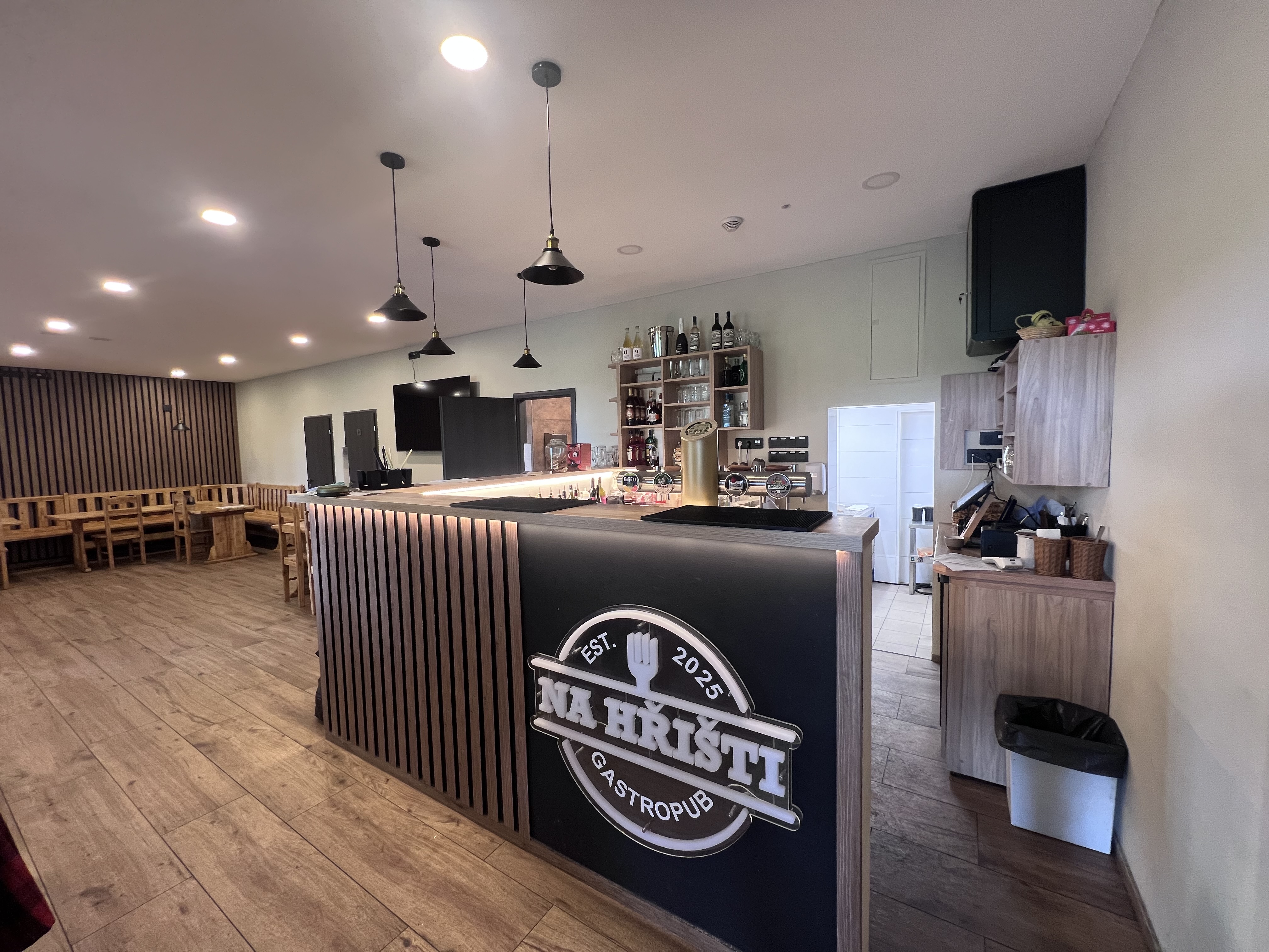 Restaurace Na hřišti foto 2