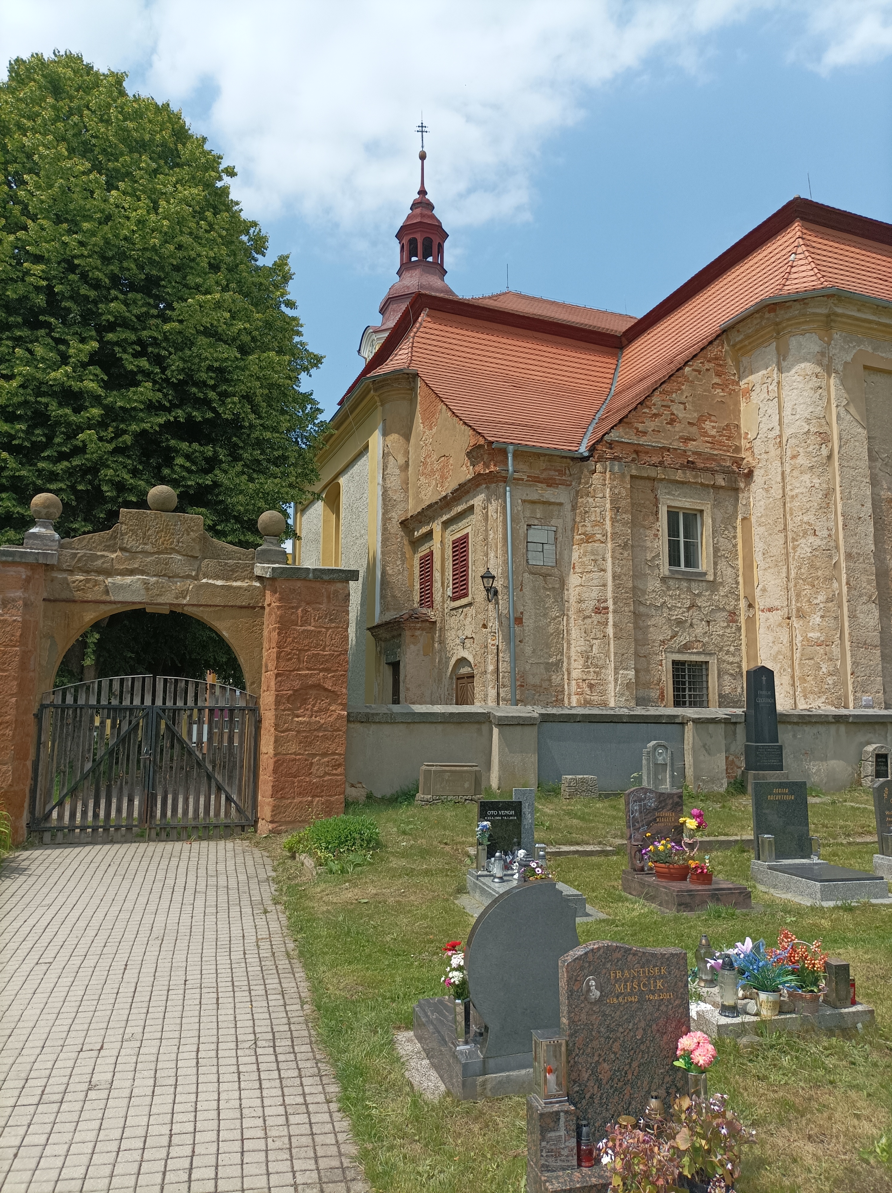 Stráž pod Ralskem - městský úřad foto 2