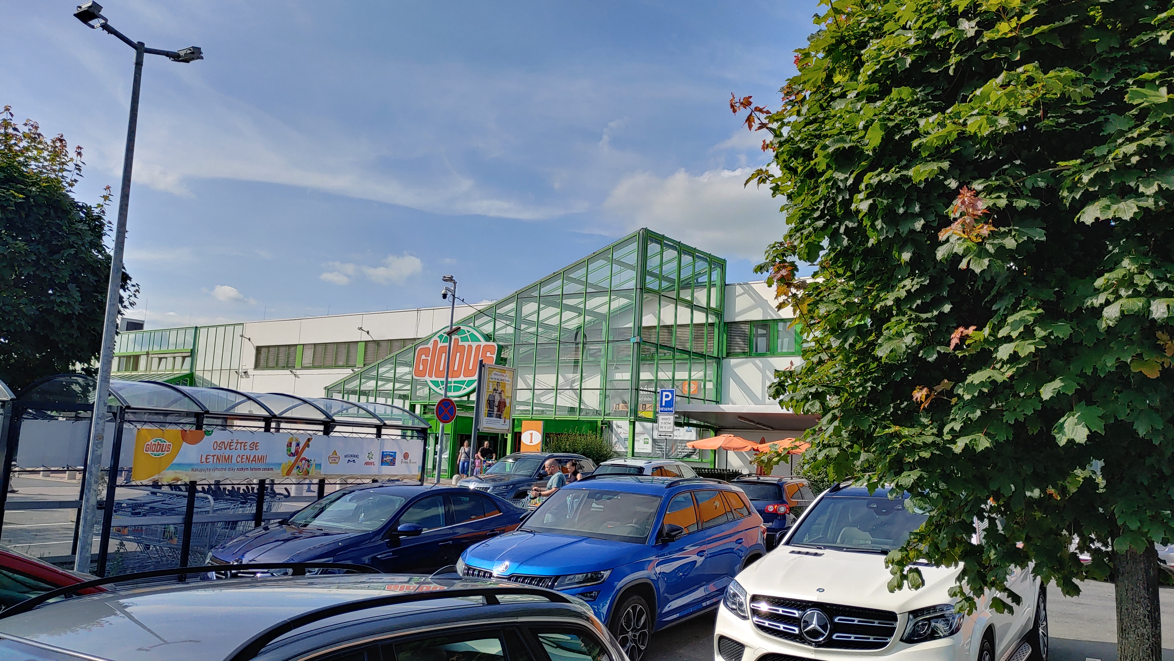 Globus Hypermarket foto 2