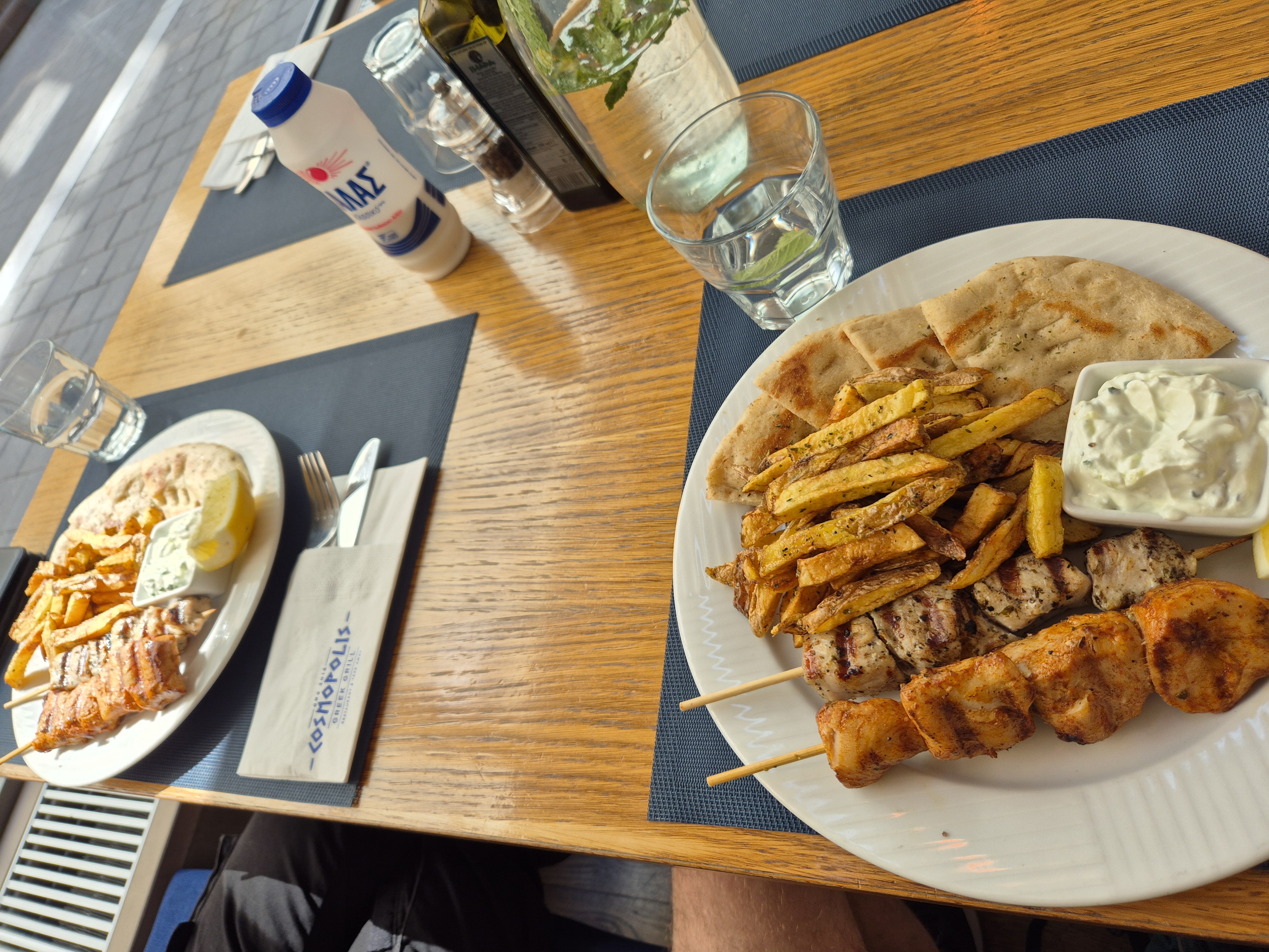 Cosmopolis Grill foto 3