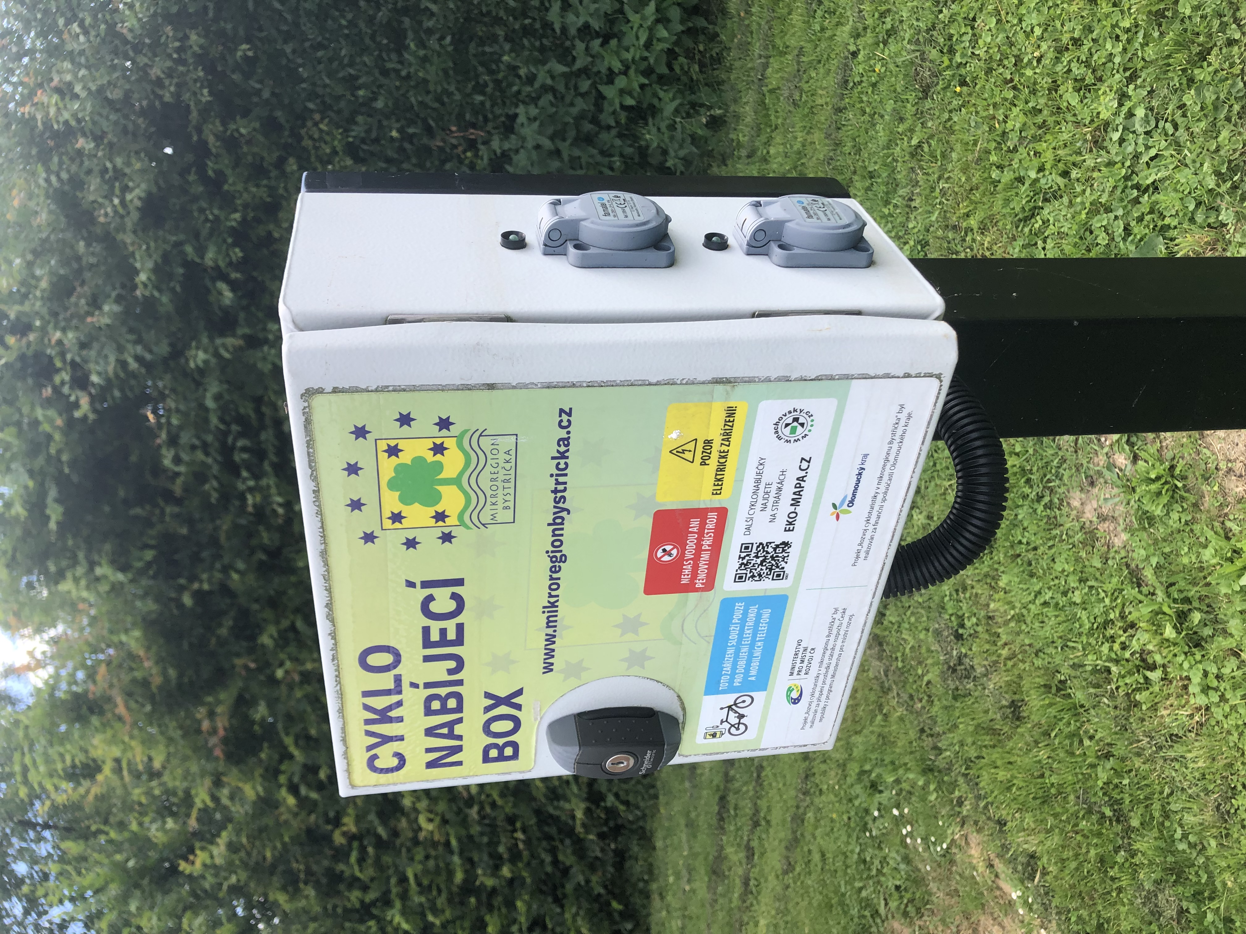 Nabíjecí stanice pro elektrokola foto 3