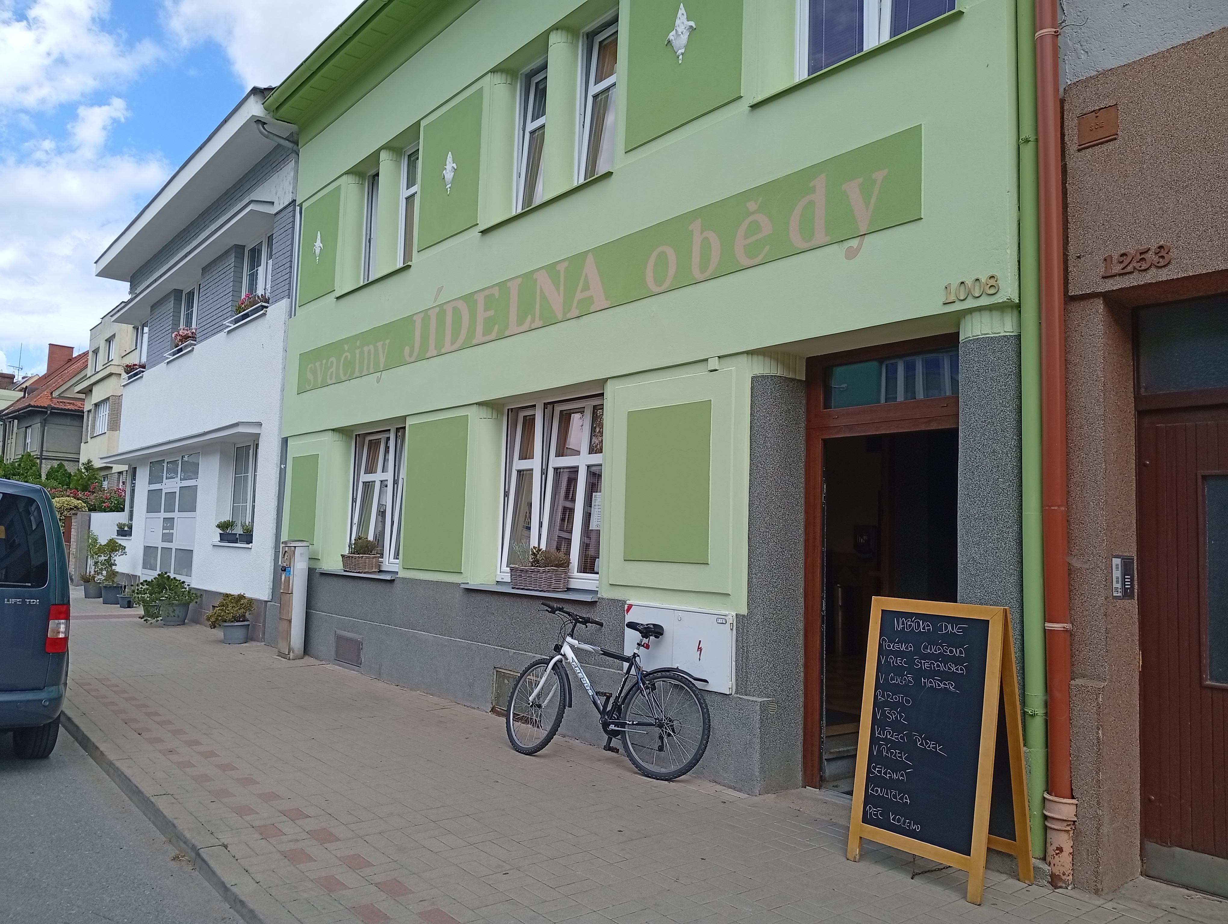 Jídelna třída T. G. Masaryka foto 6