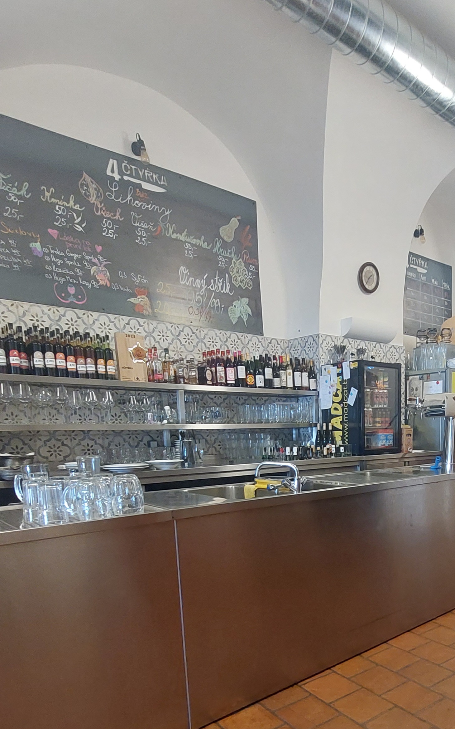 Bistro ČTYŘKA foto 2